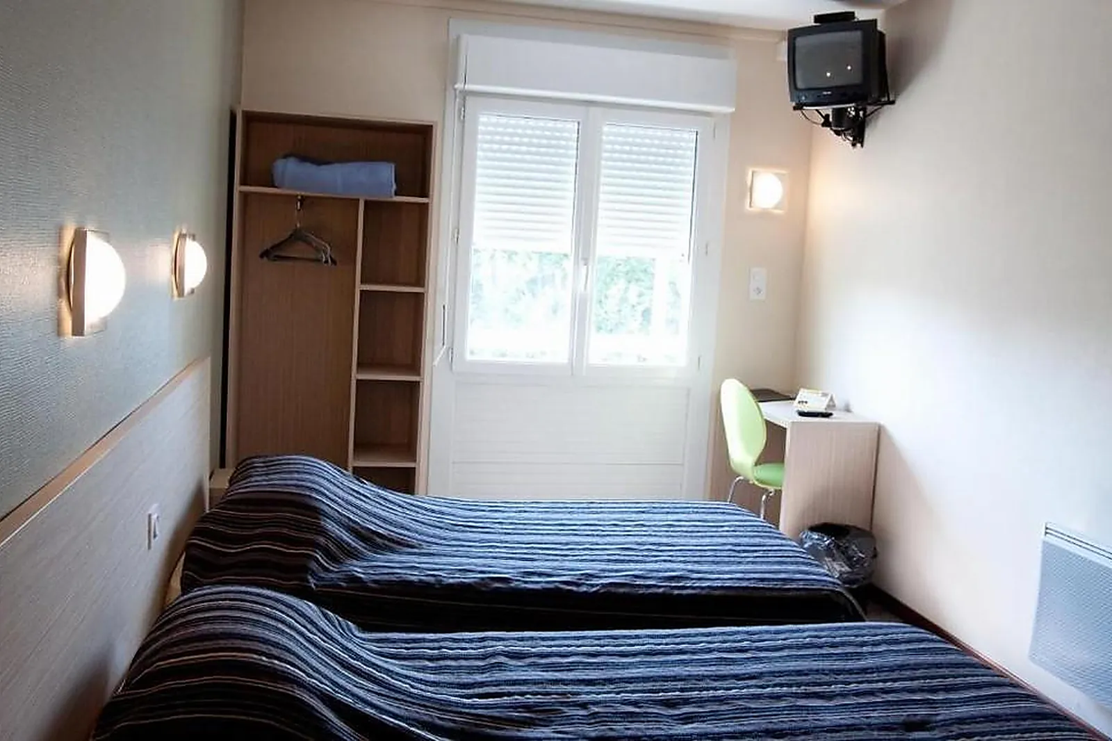 Lieux événementiels, COMPLEXE HÔTELIER REGAIN