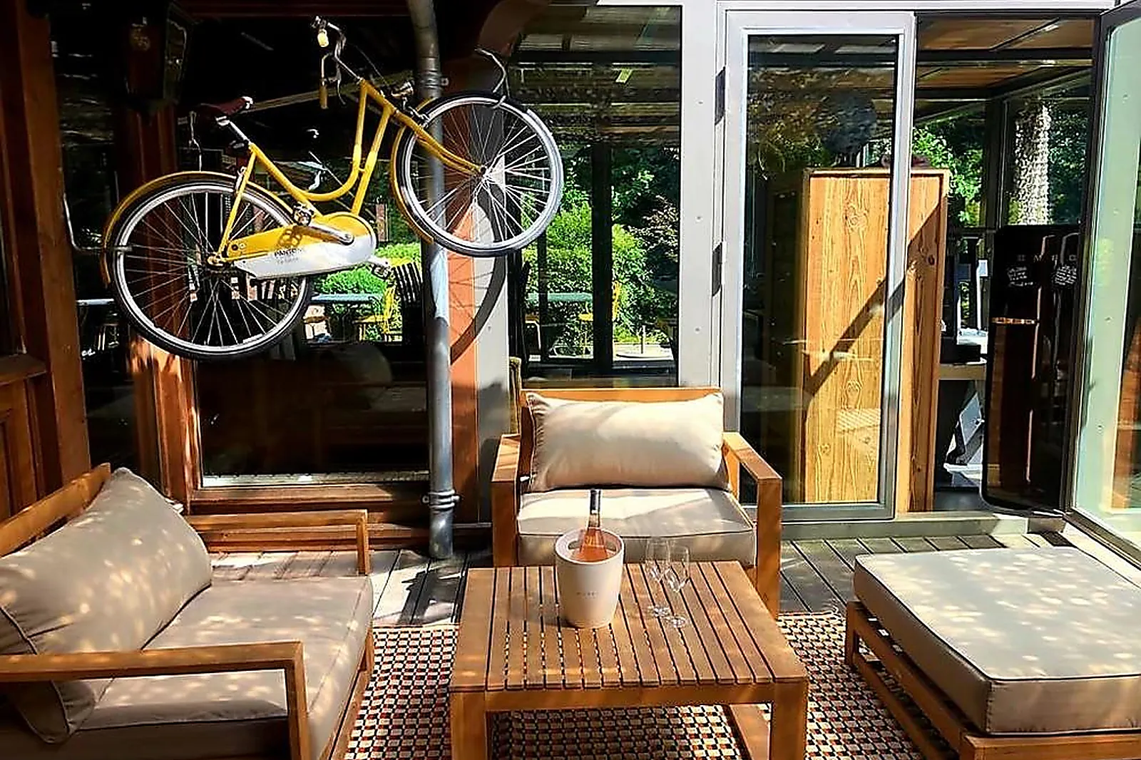 Lieux événementiels, COMPLEXE LA MAISON ROUGE