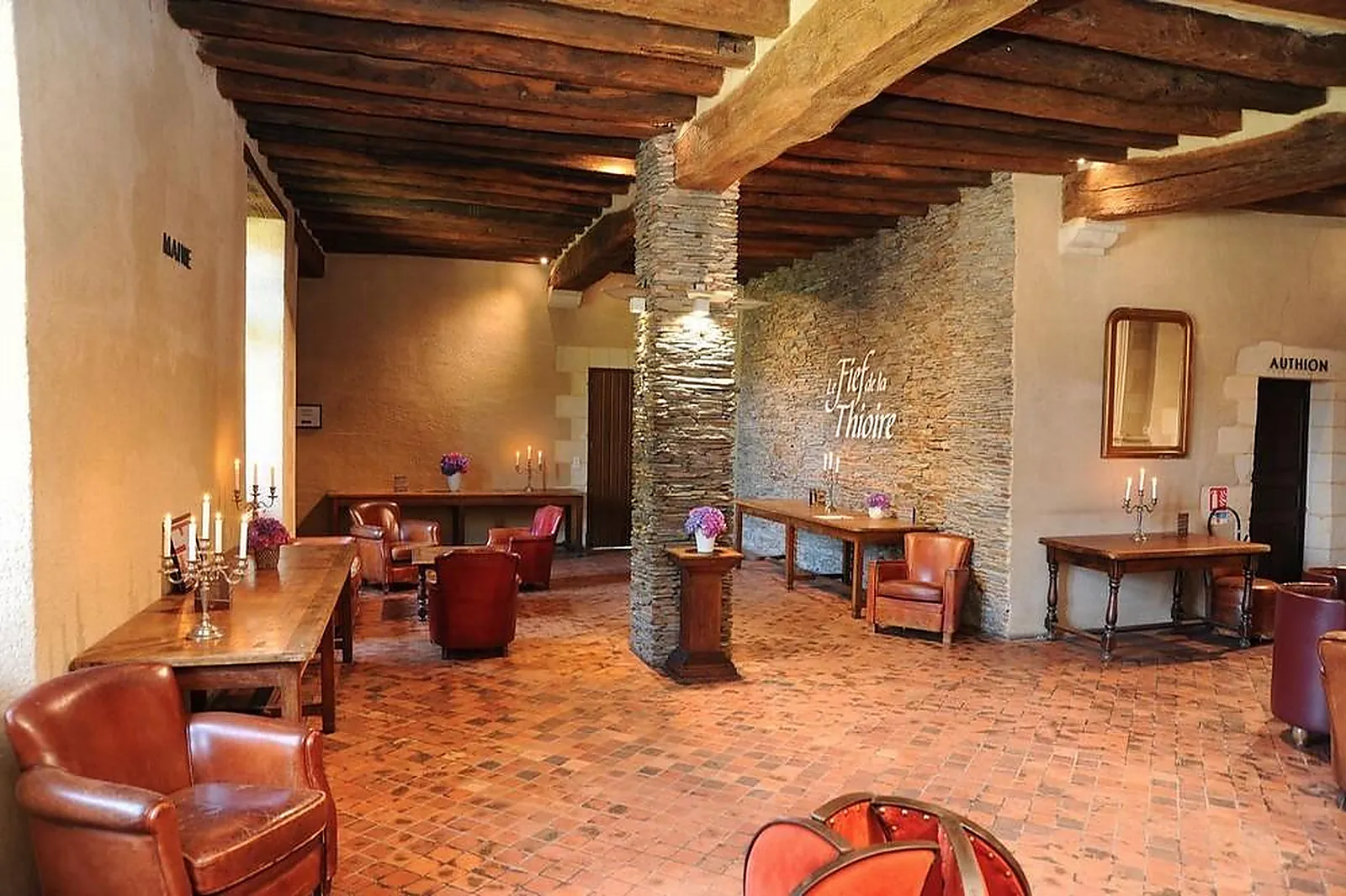 Lieux événementiels, COMPLEXE LOIRE ET SENS