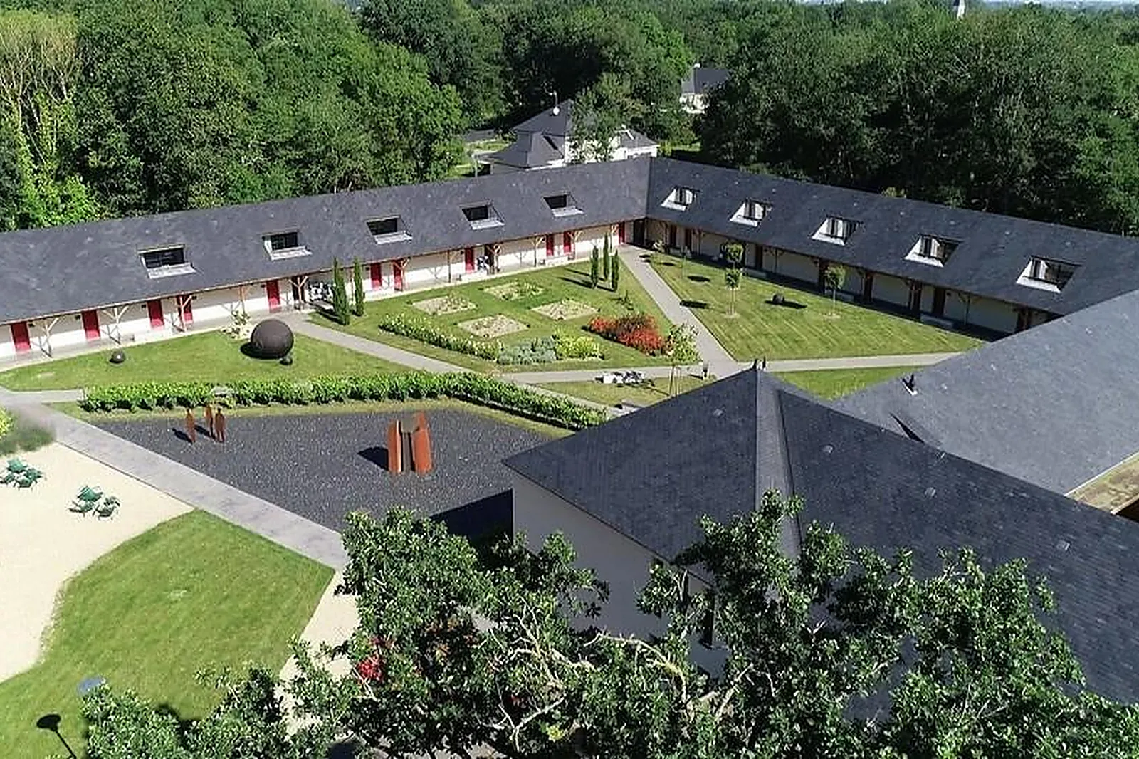 Lieux événementiels, COMPLEXE LOIRE ET SENS