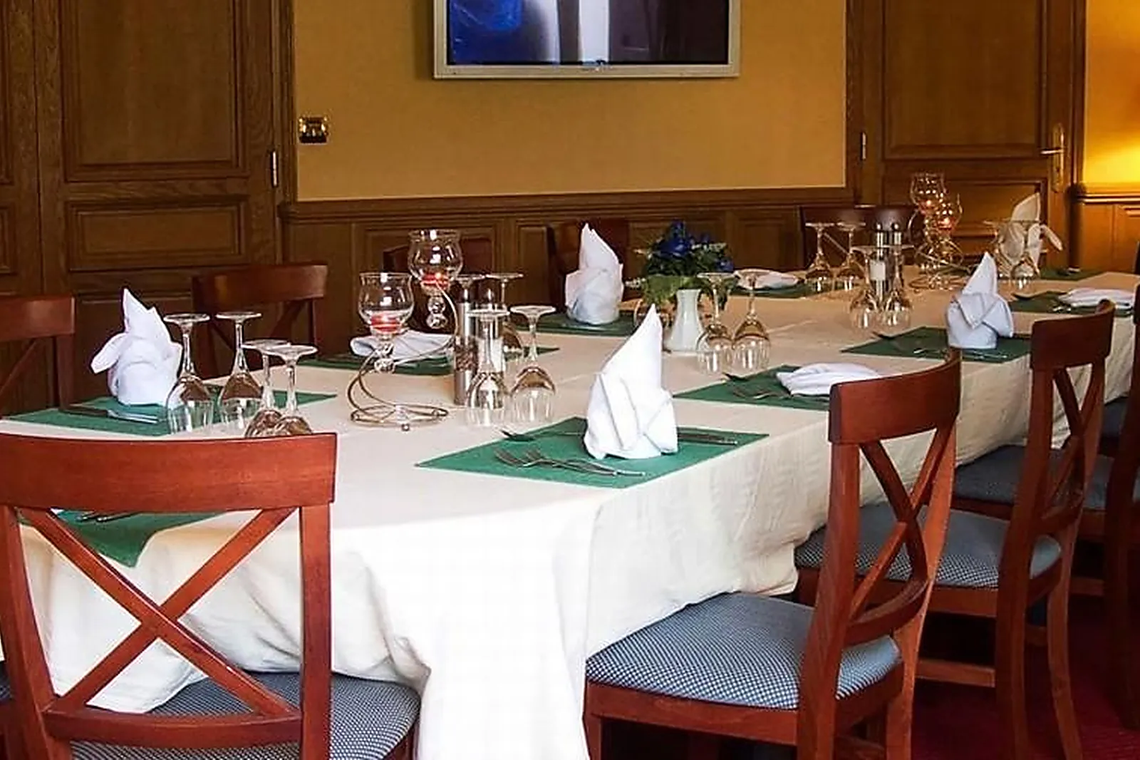 Lieux événementiels, CONTACT HÔTEL BLEU FRANCE