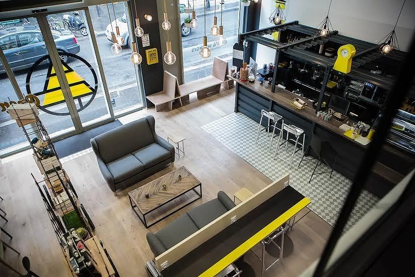 Lieux événementiels, COOL AND WORKERS