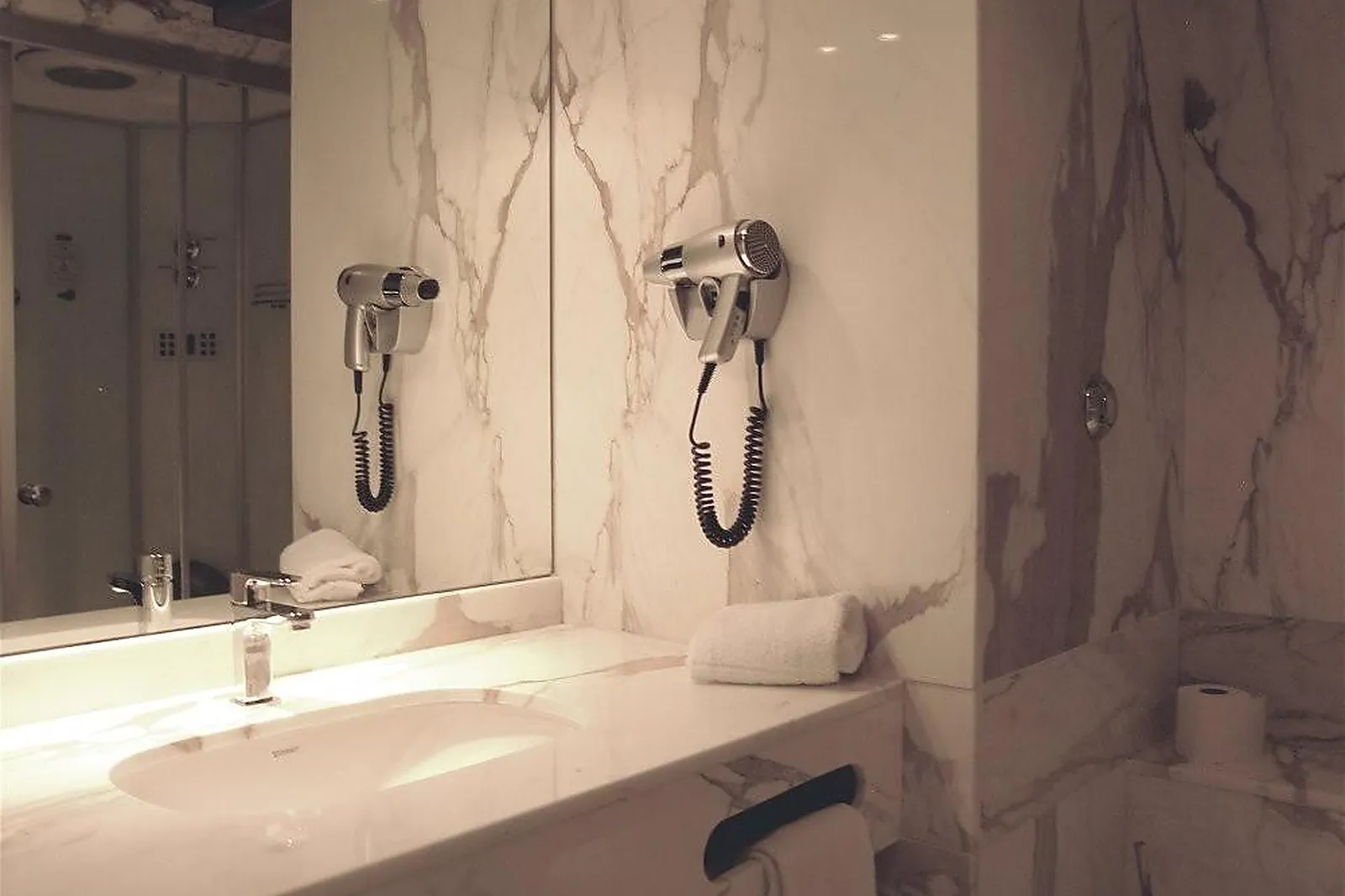 Lieux événementiels, CORS HÔTEL