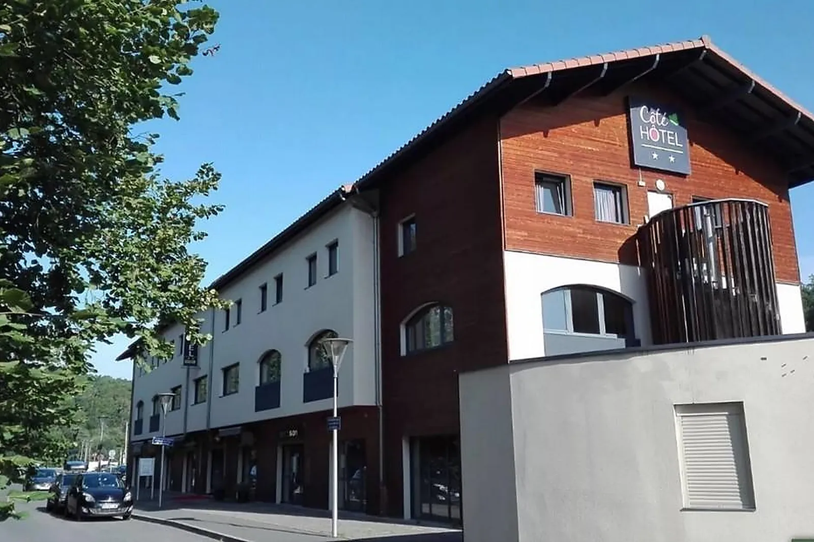 Lieux événementiels, CÔTÉ HÔTEL