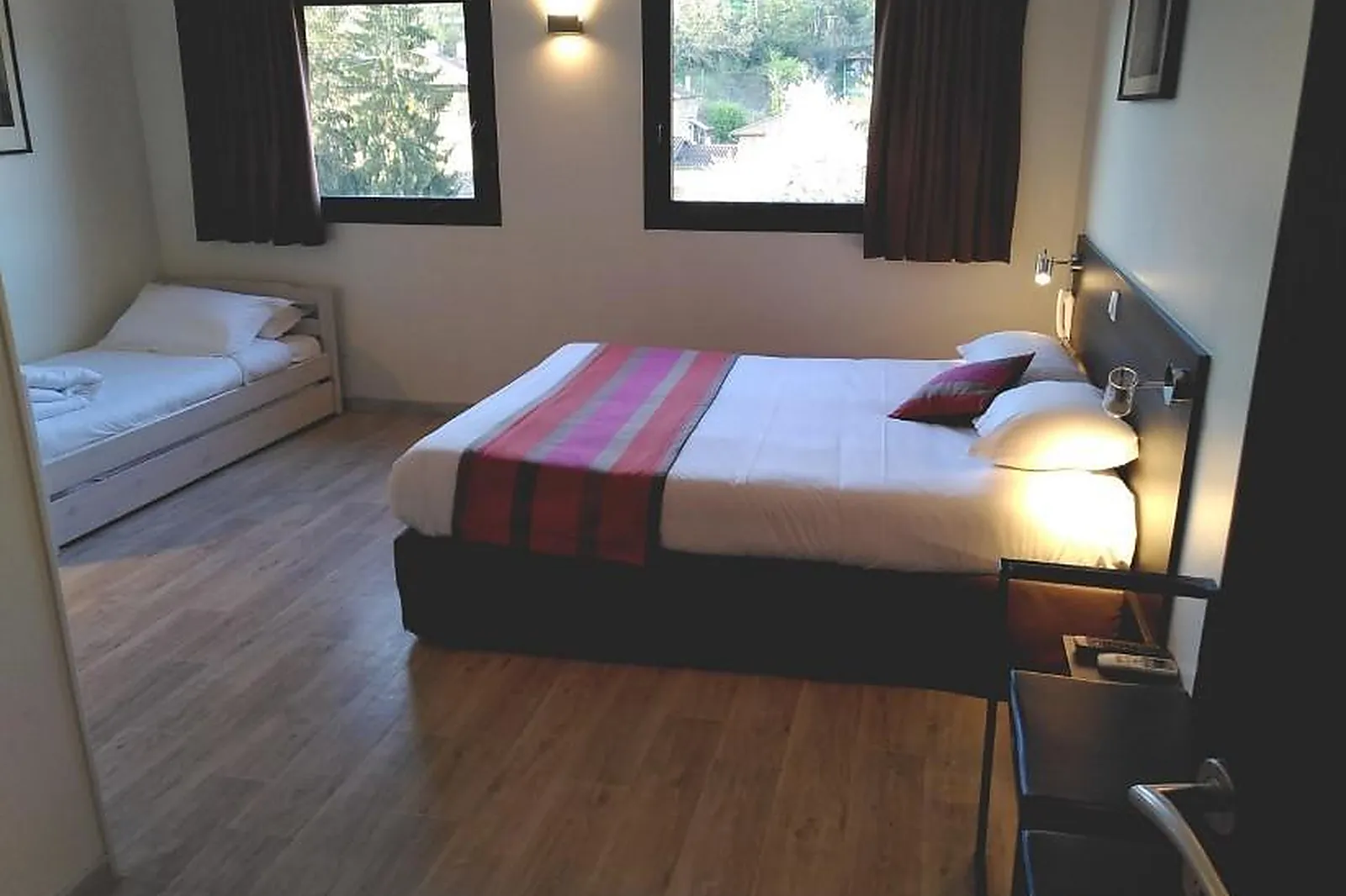 Lieux événementiels, CÔTÉ HÔTEL