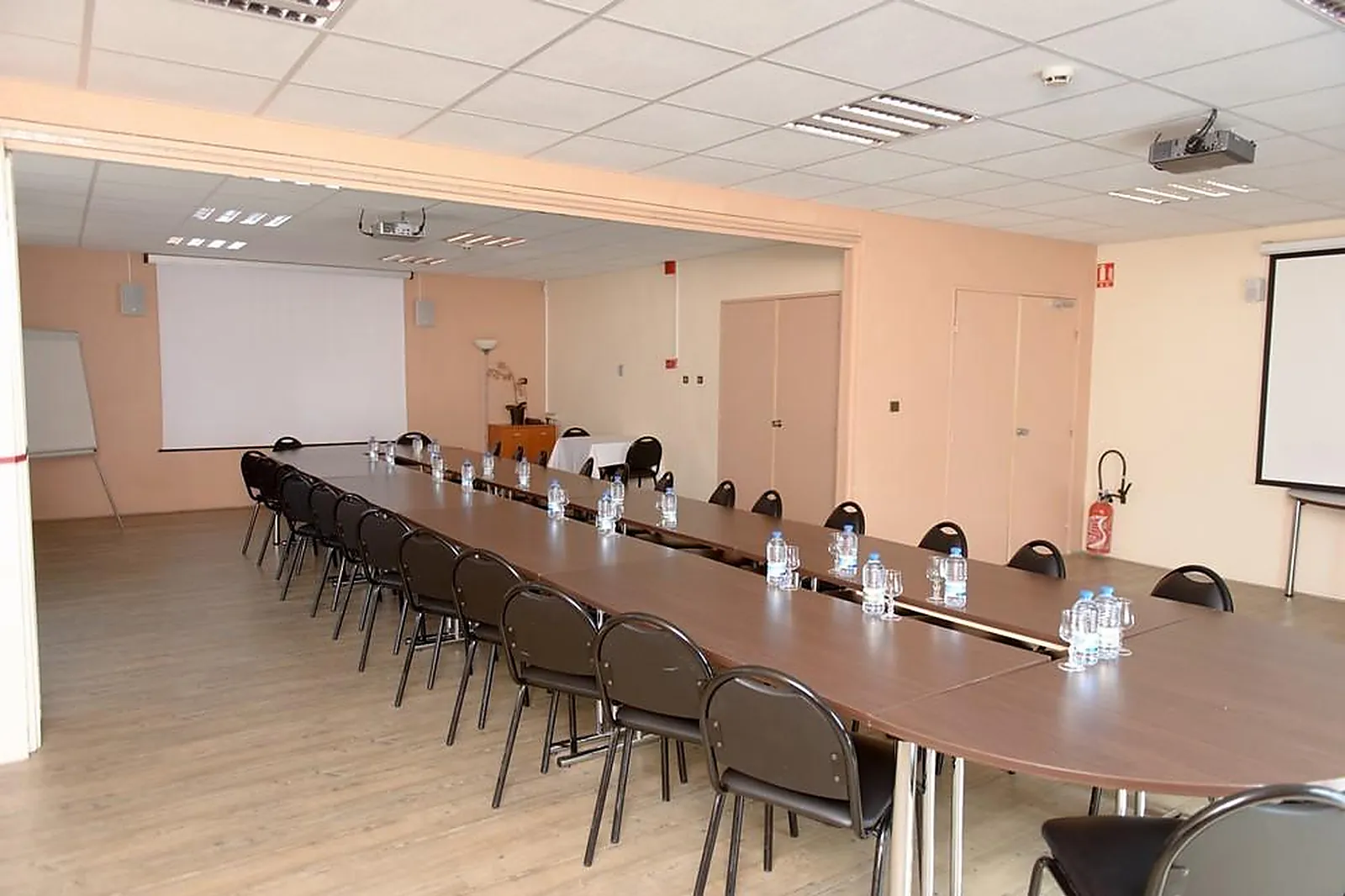 Lieux événementiels, COTTAGE HÔTEL REIMS