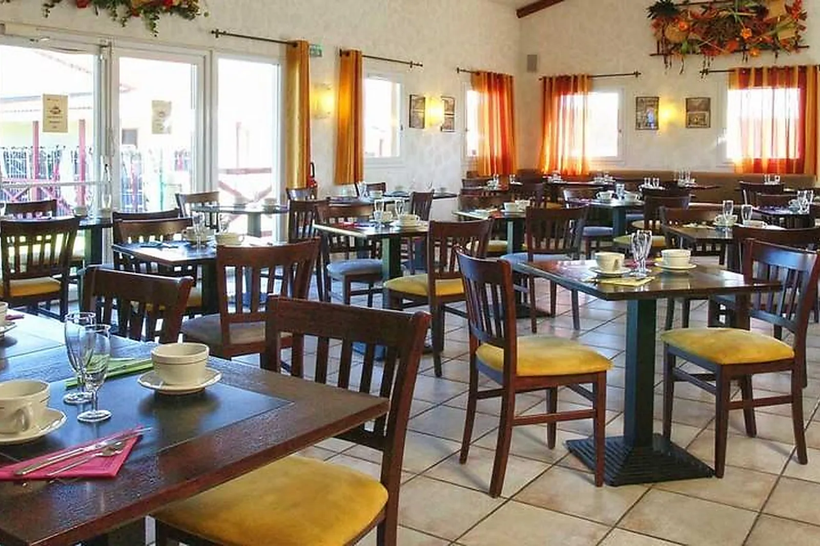 Lieux événementiels, COUETT HÔTEL SAINT-JEAN D'ANGÉLY