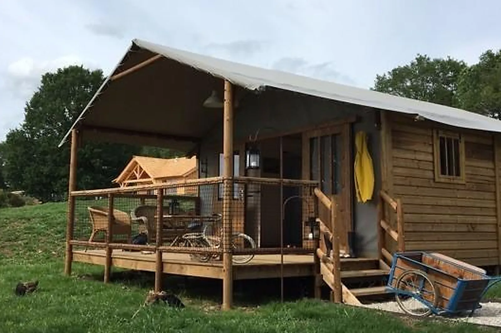 Lieux événementiels, COUNTRY LODGE