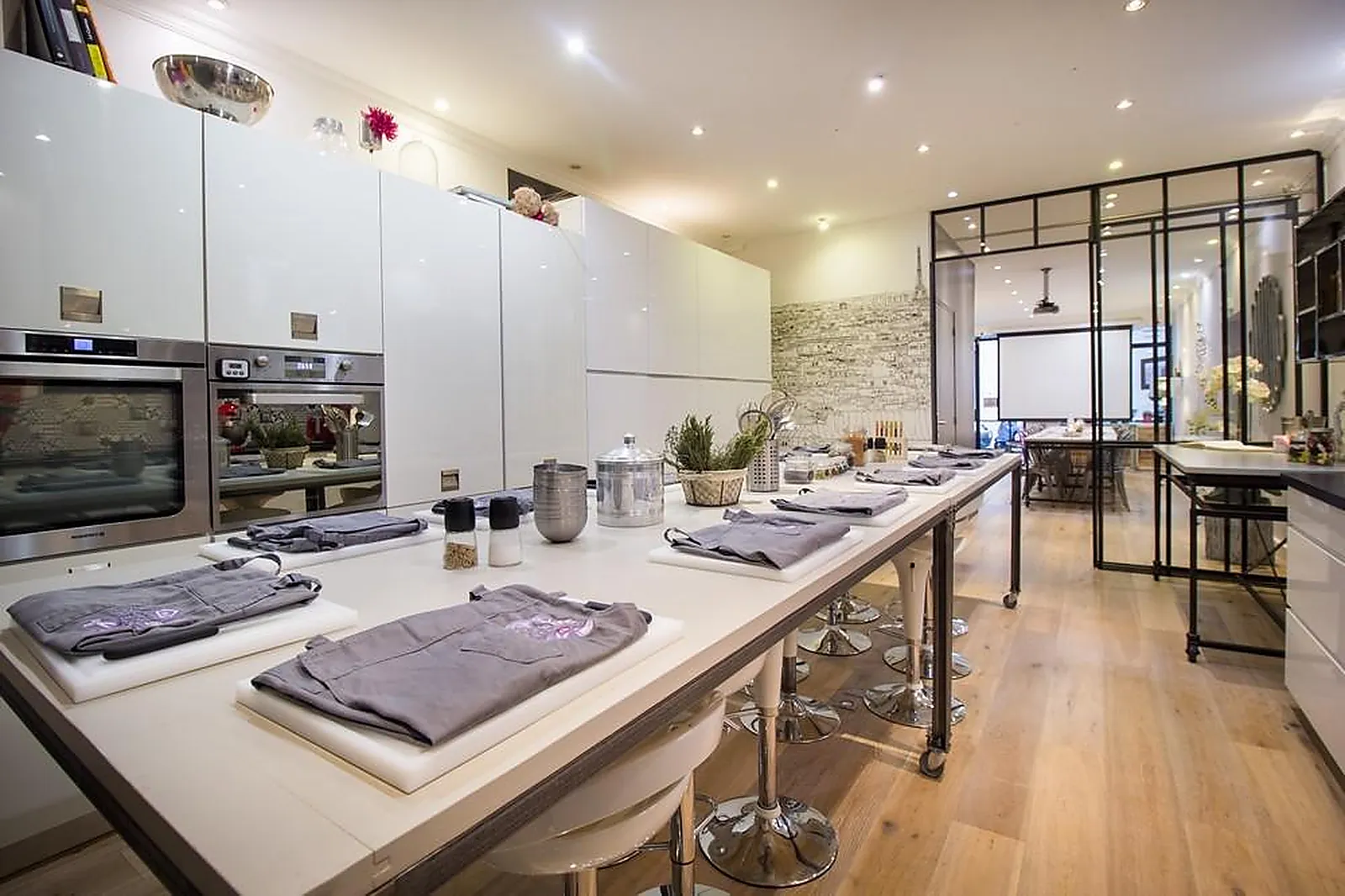 Lieux événementiels, COUR DES CRÉATEURS