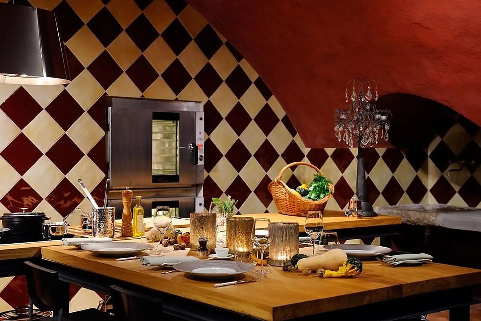 Lieux événementiels, COUR DES LOGES