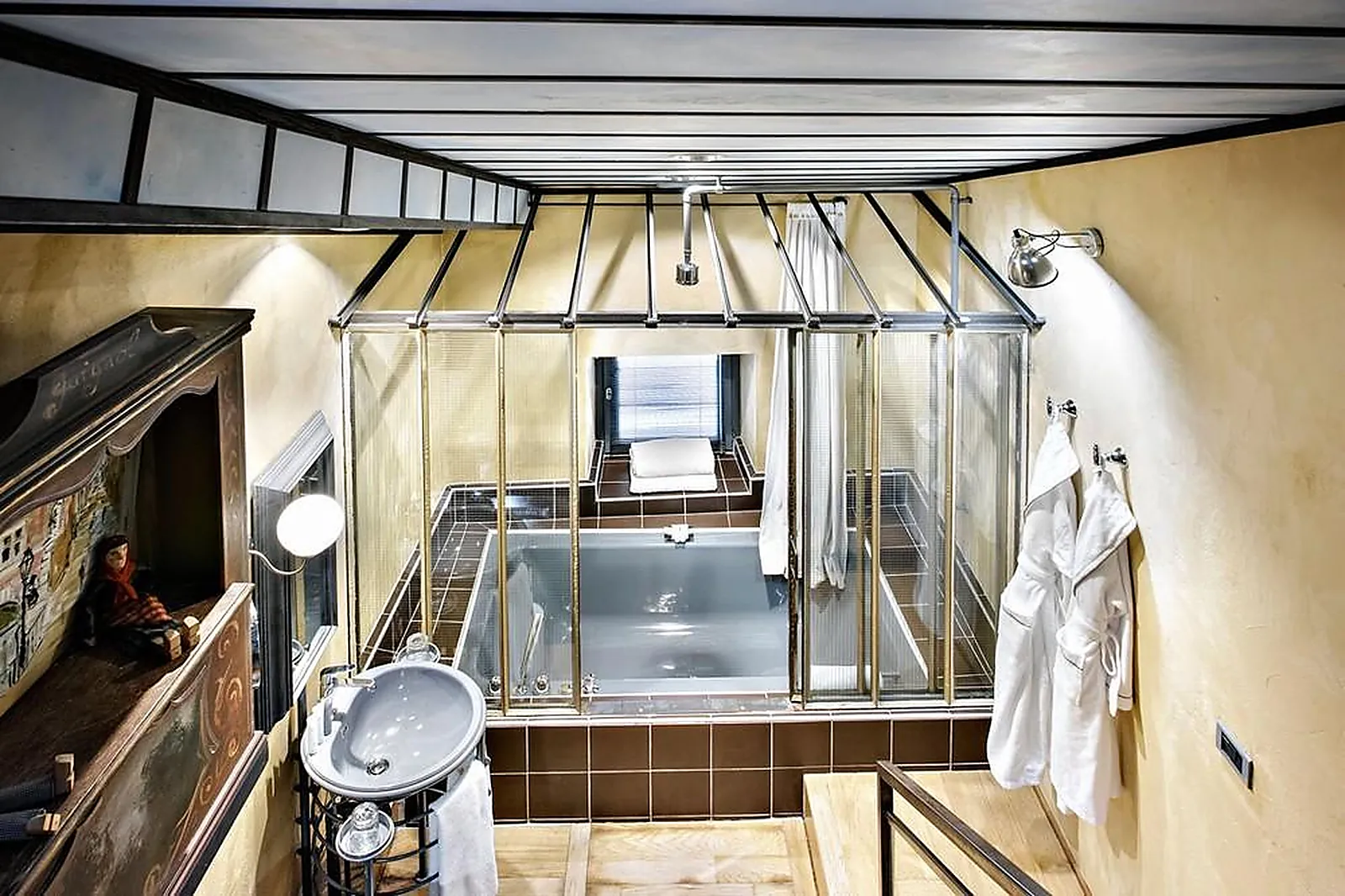 Lieux événementiels, COUR DES LOGES