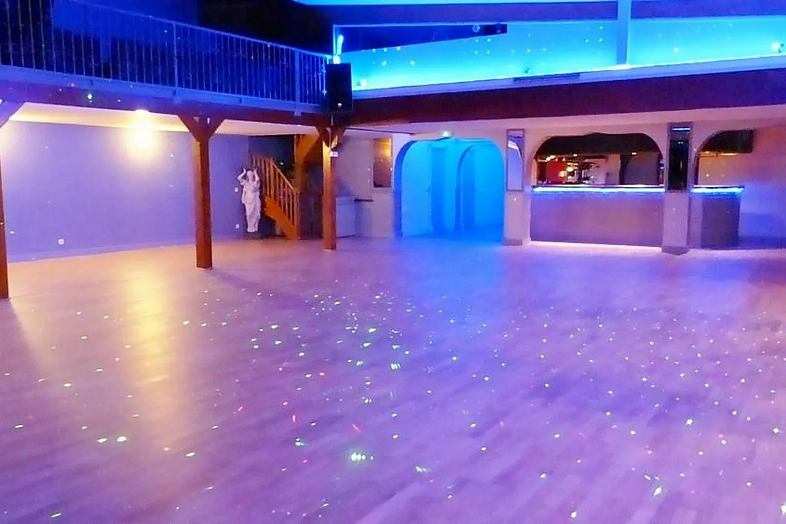 Lieux événementiels, COURTRY CLUB 77