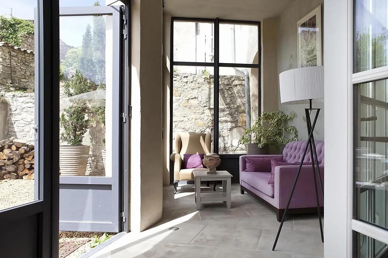 Lieux événementiels, COUVENT D'HÉRÉPIAN