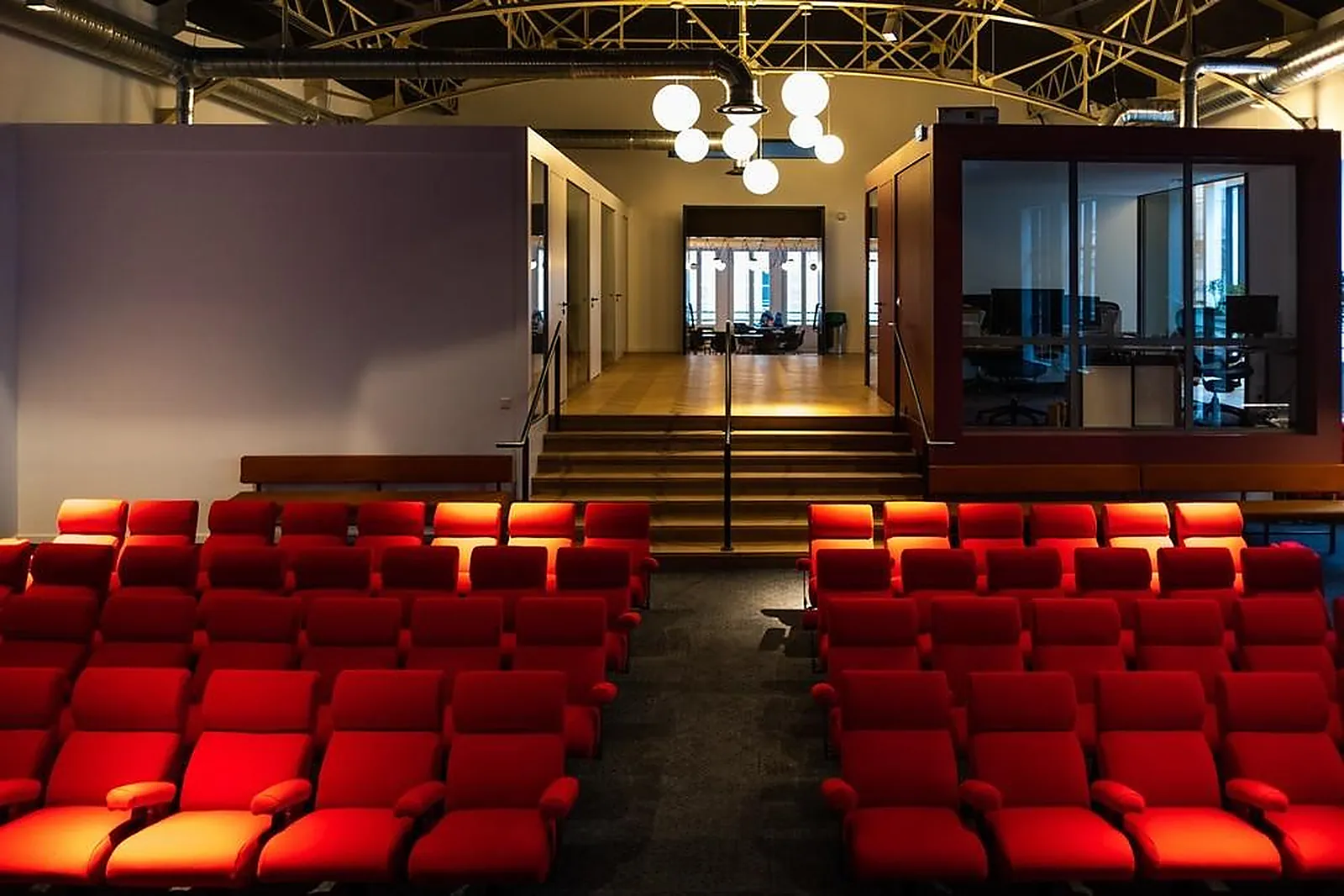 Lieux événementiels, COWORK IN GRENOBLE