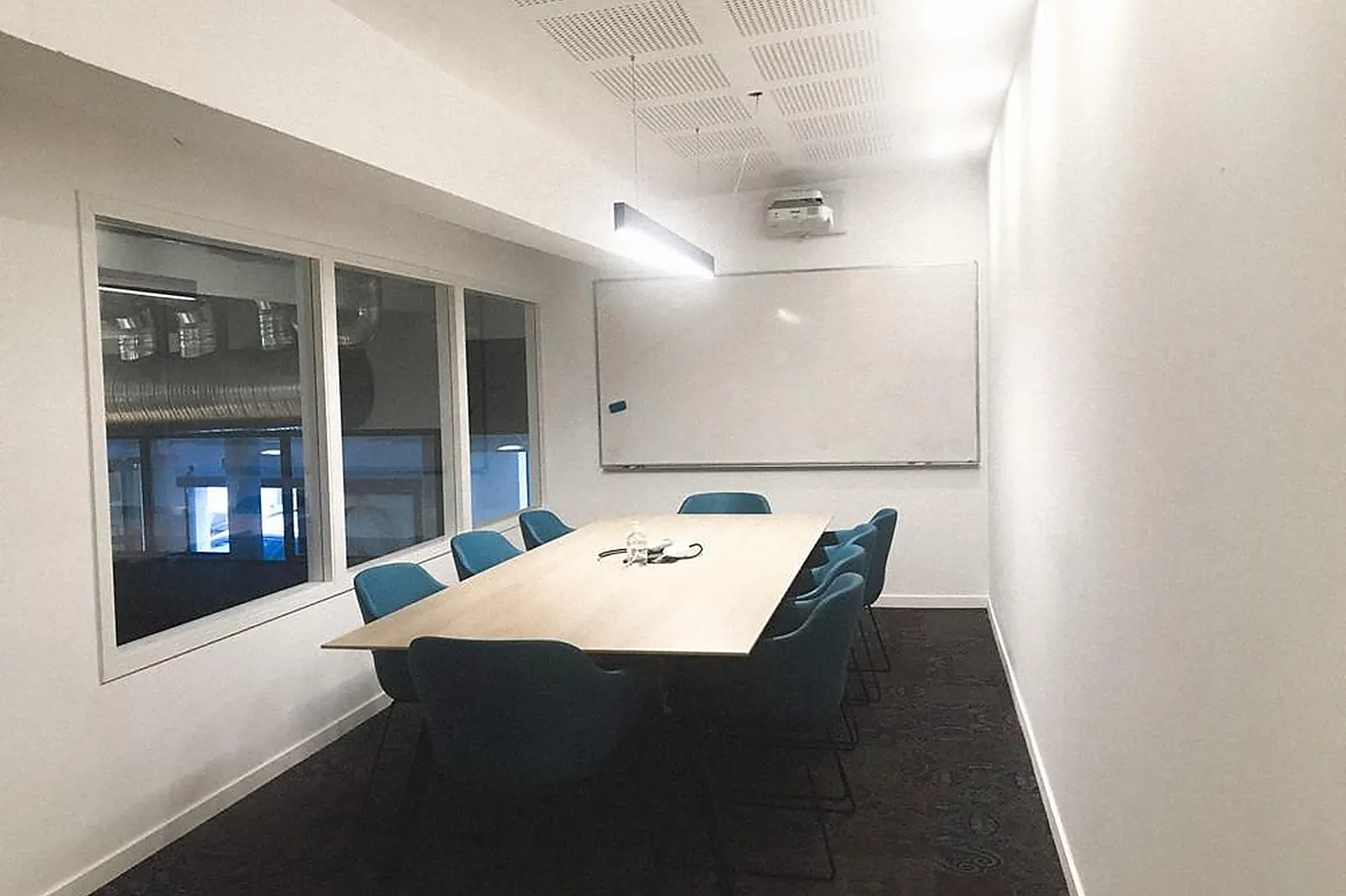 Lieux événementiels, COWORK IN GRENOBLE