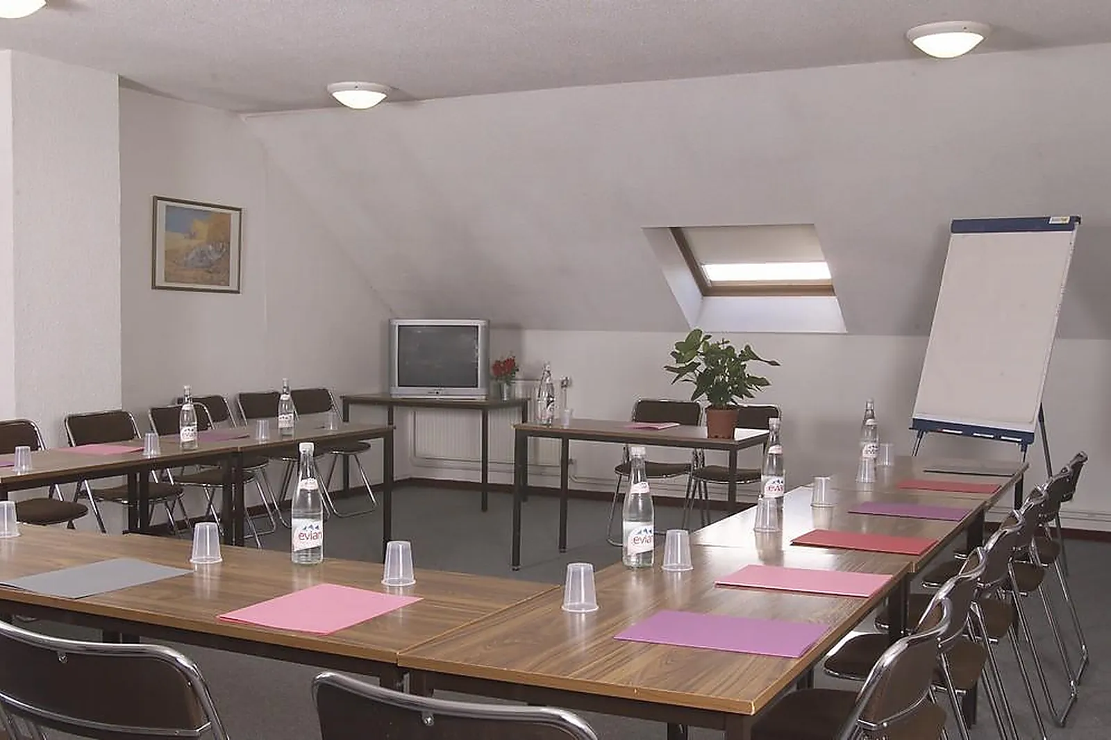 Lieux événementiels, CRIS HÔTEL