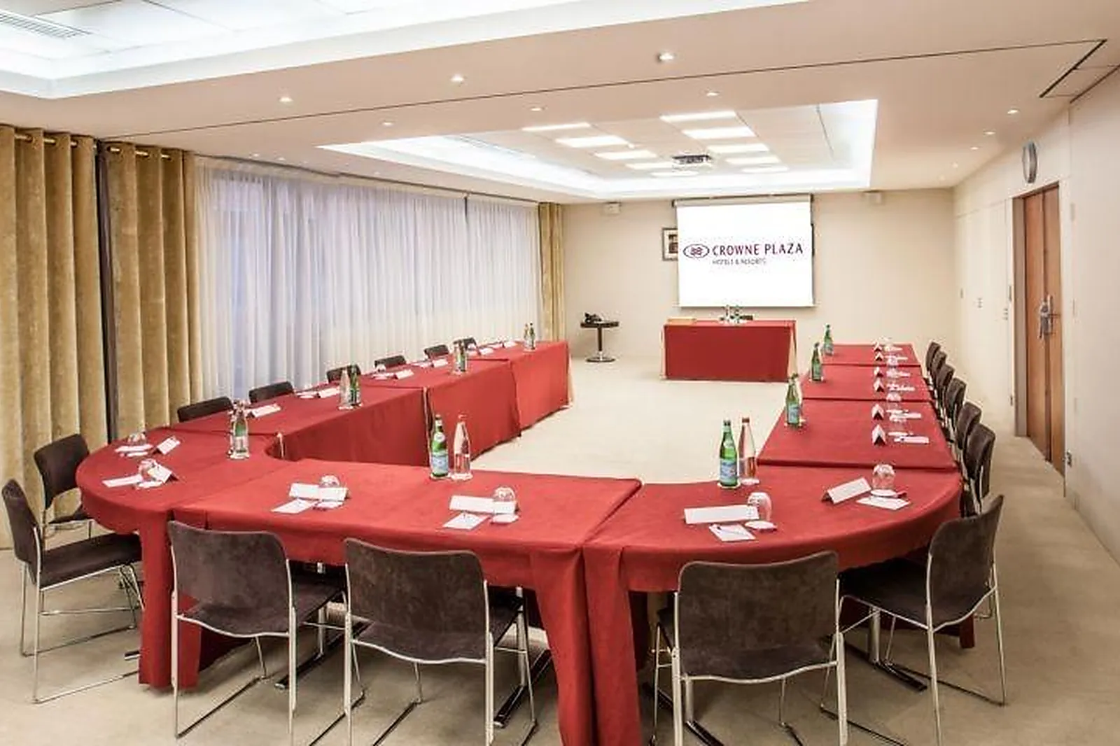 Lieux événementiels, CROWNE PLAZA LYON CITÉ INTERNATIONALE