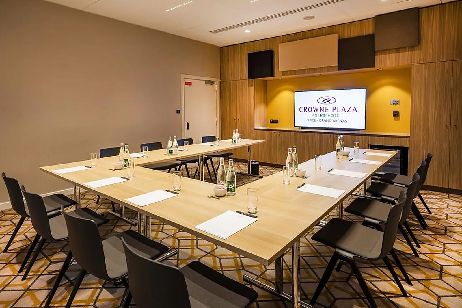 Lieux événementiels, CROWNE PLAZA NICE - GRAND ARENAS