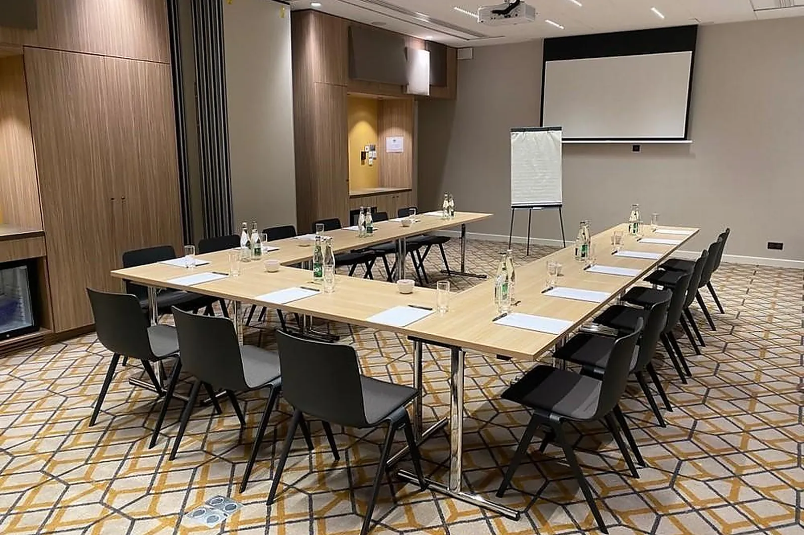 Lieux événementiels, CROWNE PLAZA NICE - GRAND ARENAS