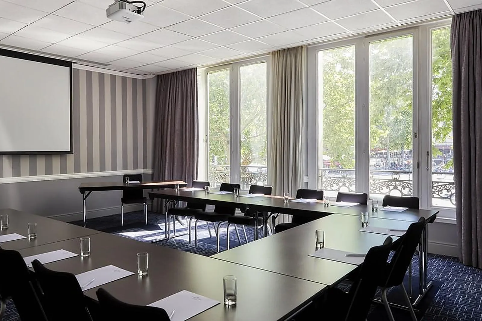 Lieux événementiels, CROWNE PLAZA PARIS RÉPUBLIQUE