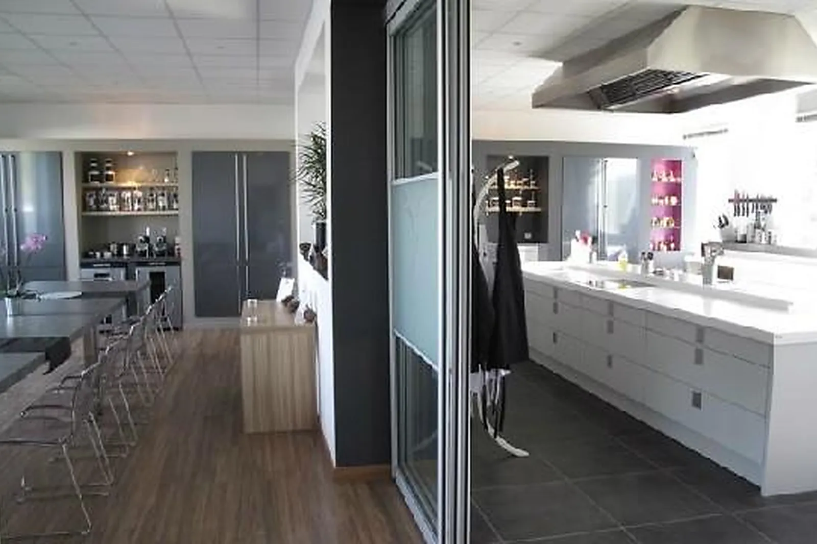 Lieux événementiels, CUISIN'EASY