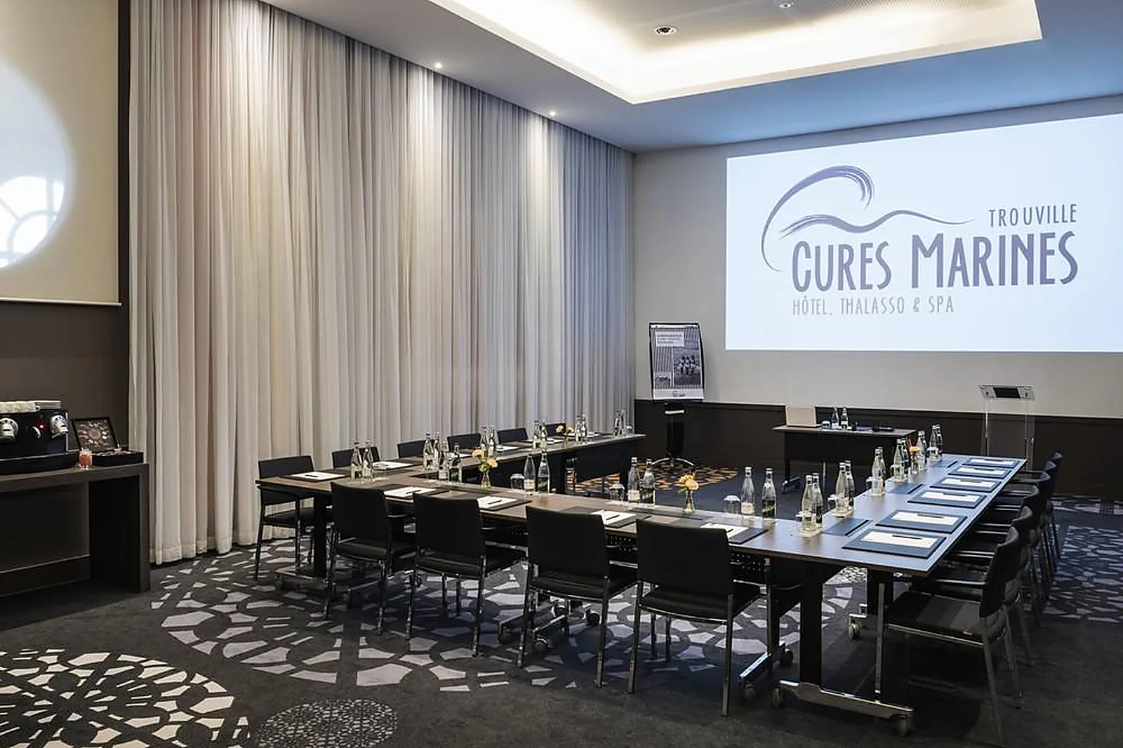 Lieux événementiels, CURES MARINES