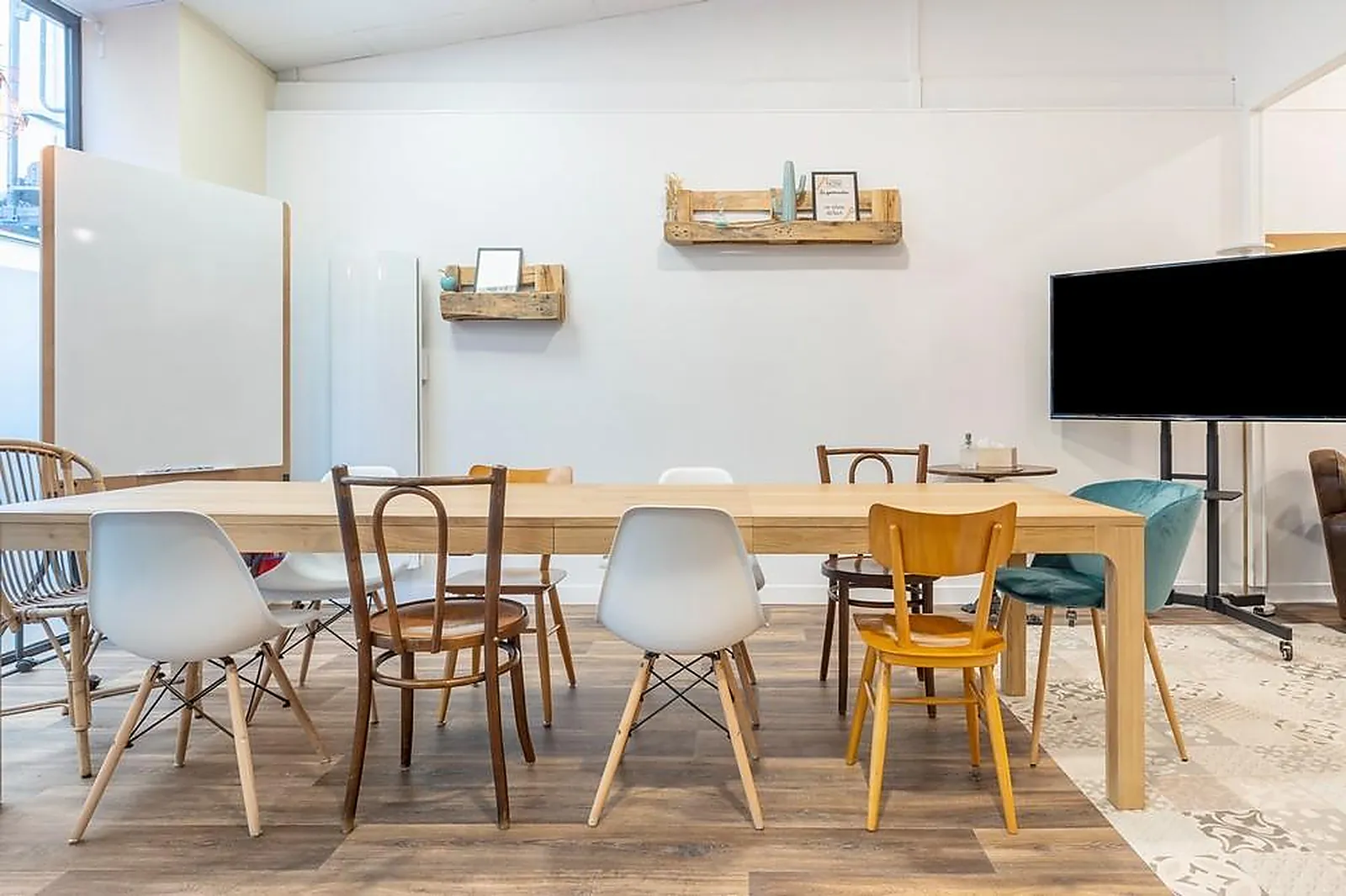 Lieux événementiels, D'UN SIÈGE À L'AUTRE - RUE BUGEAUD