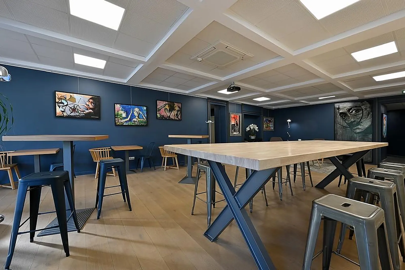 Lieux événementiels, DALI HÔTEL