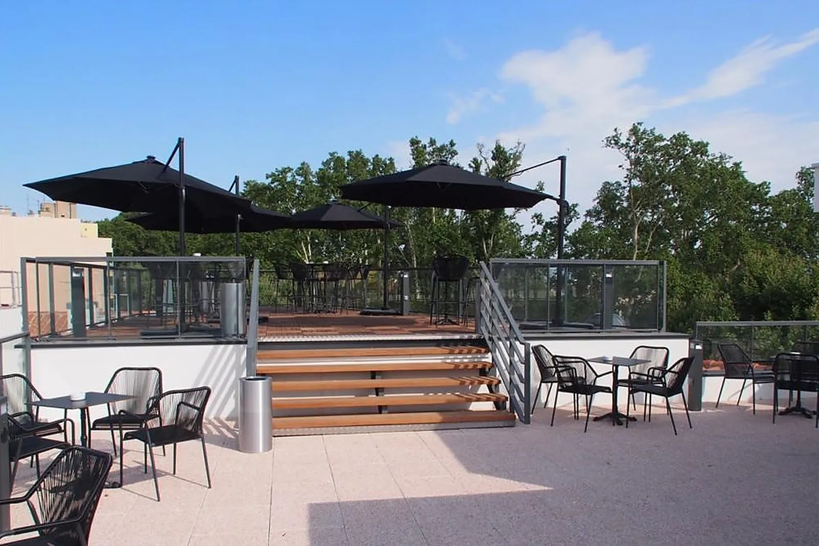 Lieux événementiels, DALI HÔTEL