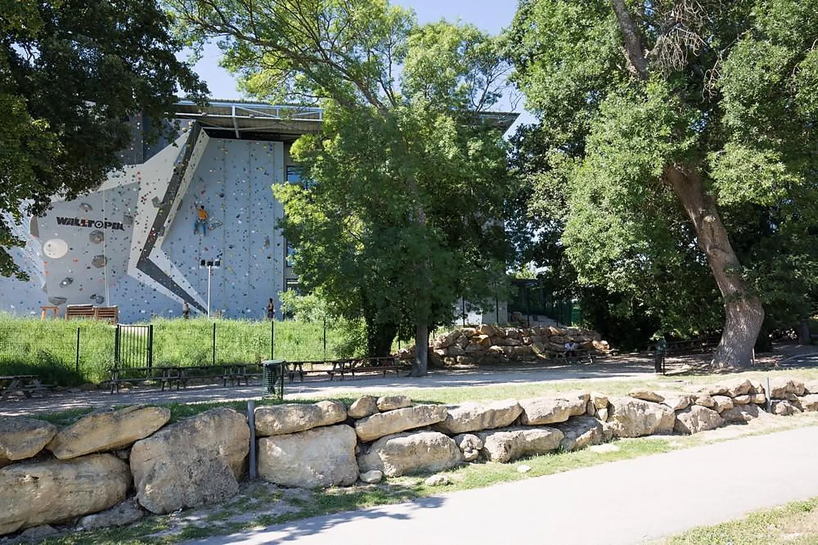 Lieux événementiels, DÉCATHLON VILLAGE BOUC-BEL-AIR