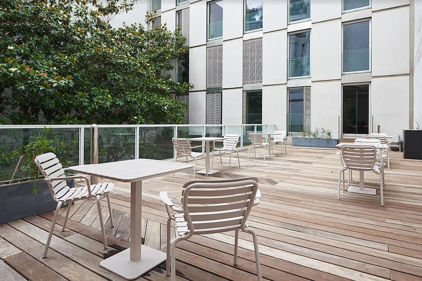 Lieux événementiels, DESKEO ALMA