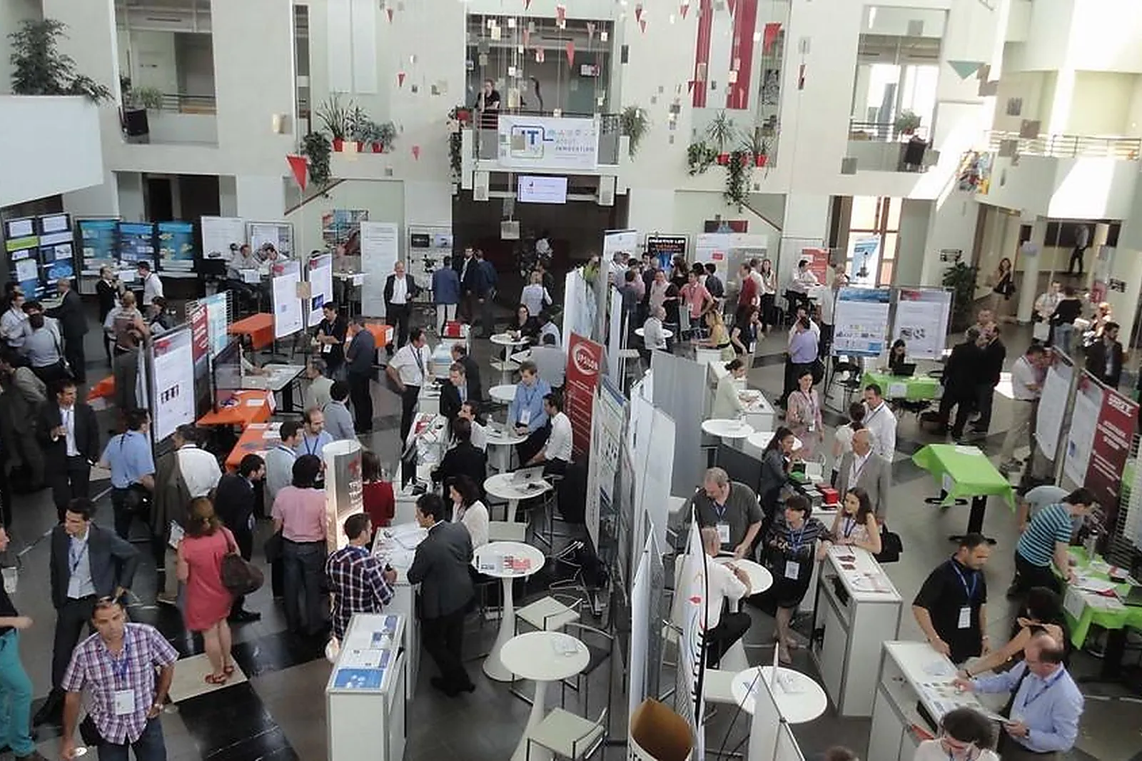 Lieux événementiels, DIAGORA CENTRE DE CONGRÈS ET D'EXPOSITION