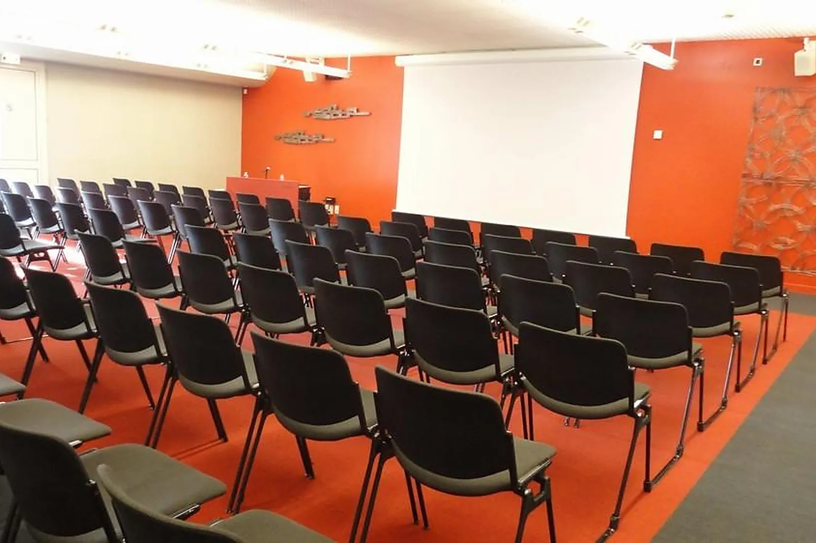 Lieux événementiels, DIAGORA CENTRE DE CONGRÈS ET D'EXPOSITION