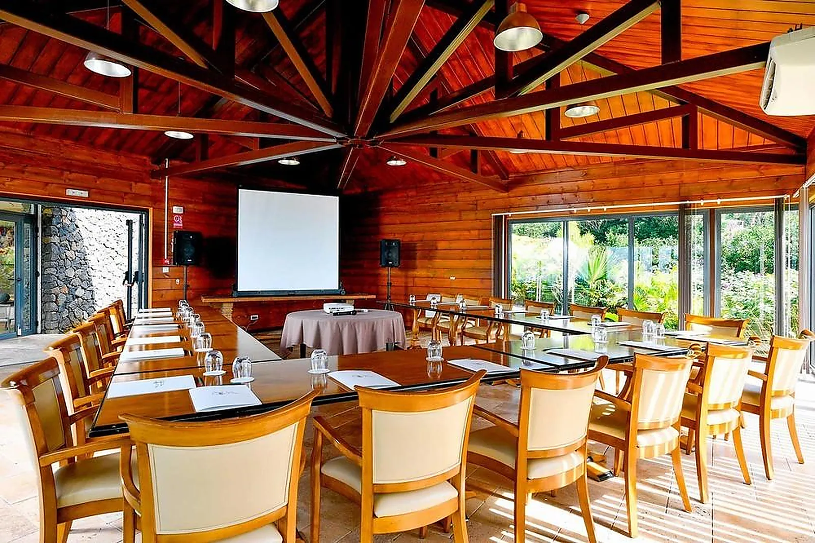 Lieux événementiels, DIANA DEA LODGE