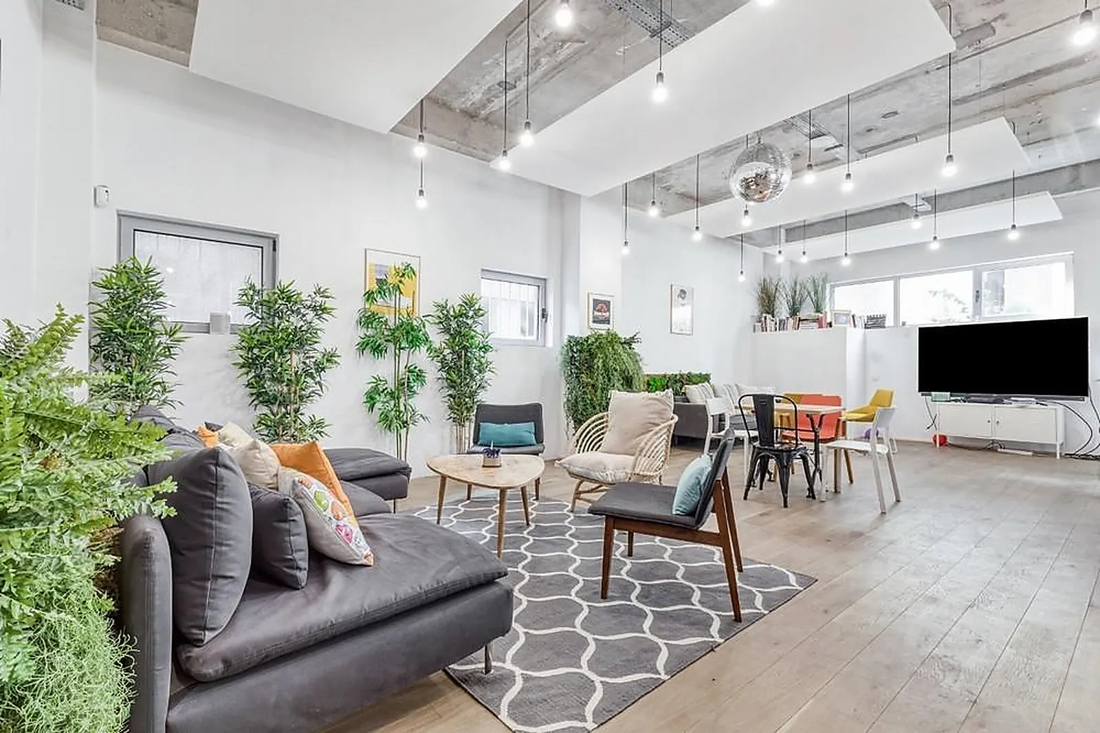 Lieux événementiels, DIGITAL VILLAGE PARIS