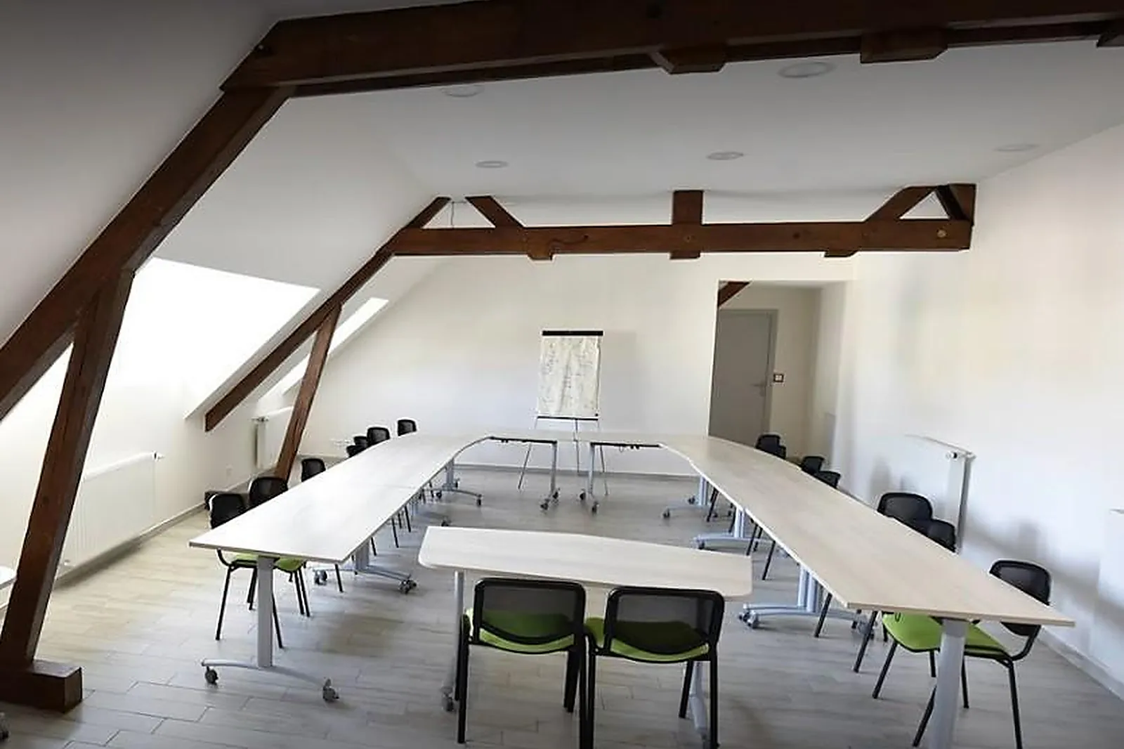 Lieux événementiels, DINIAPOLIS