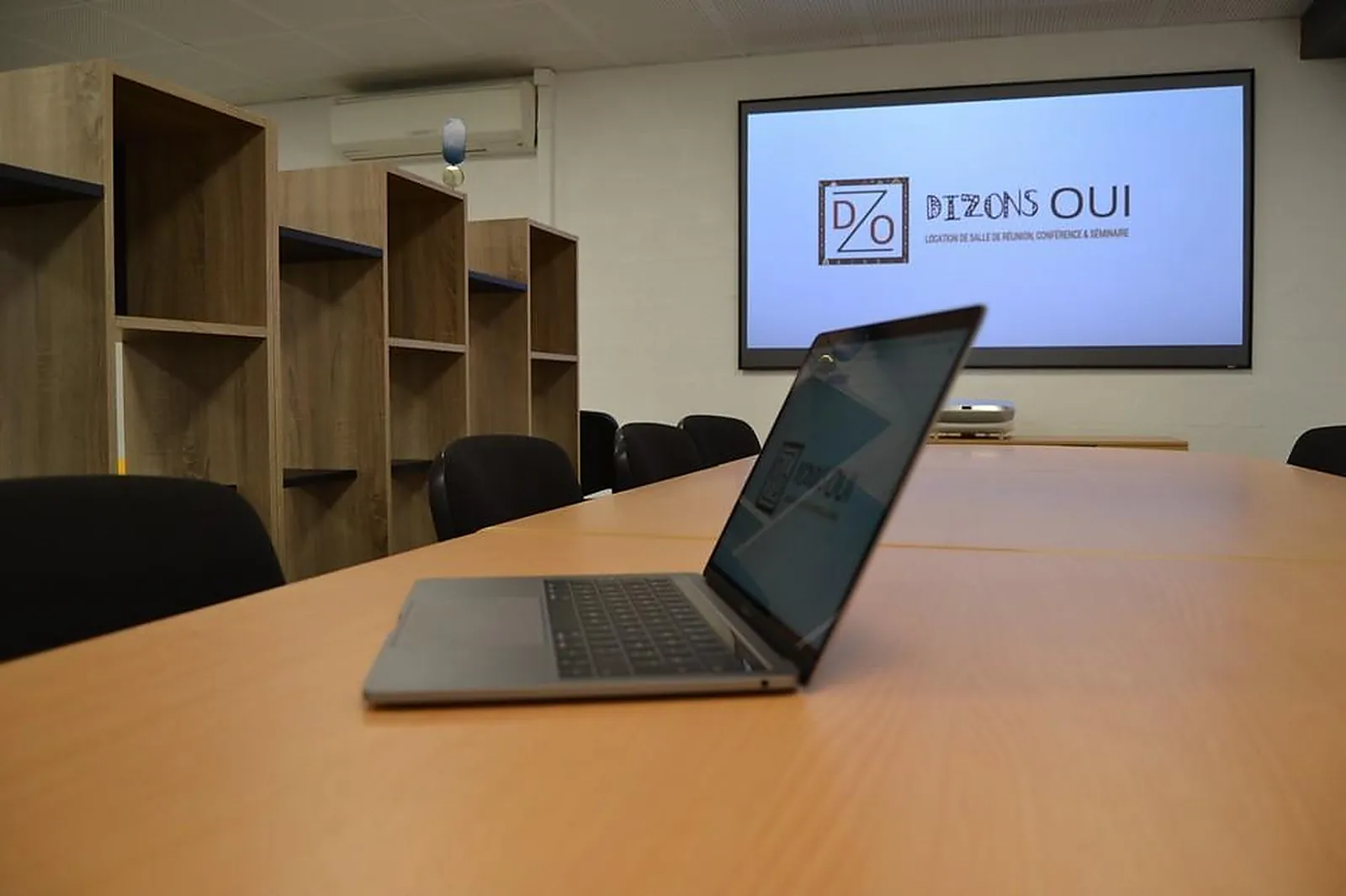 Lieux événementiels, DIZONS OUI