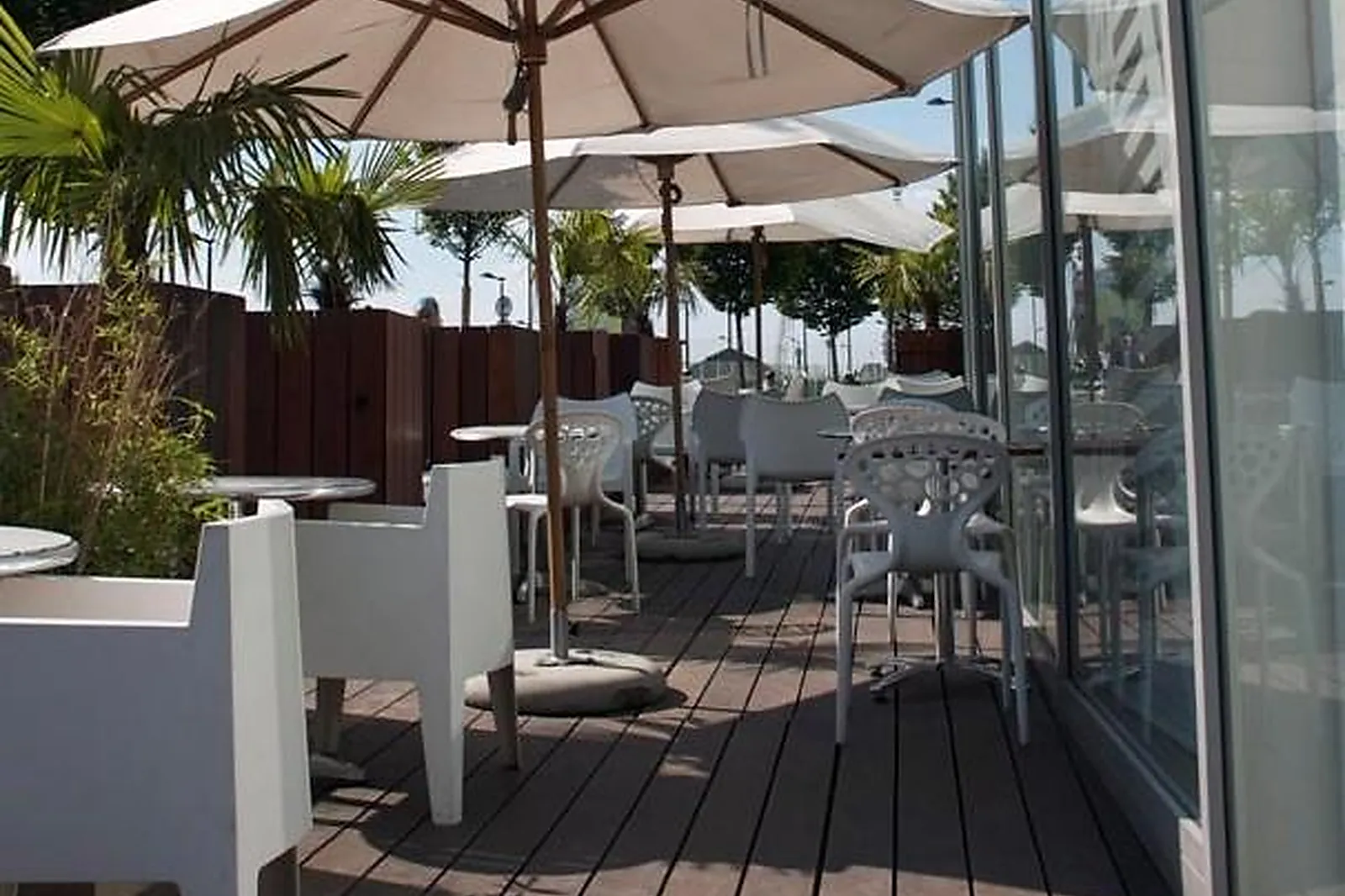 Lieux événementiels, DJOON