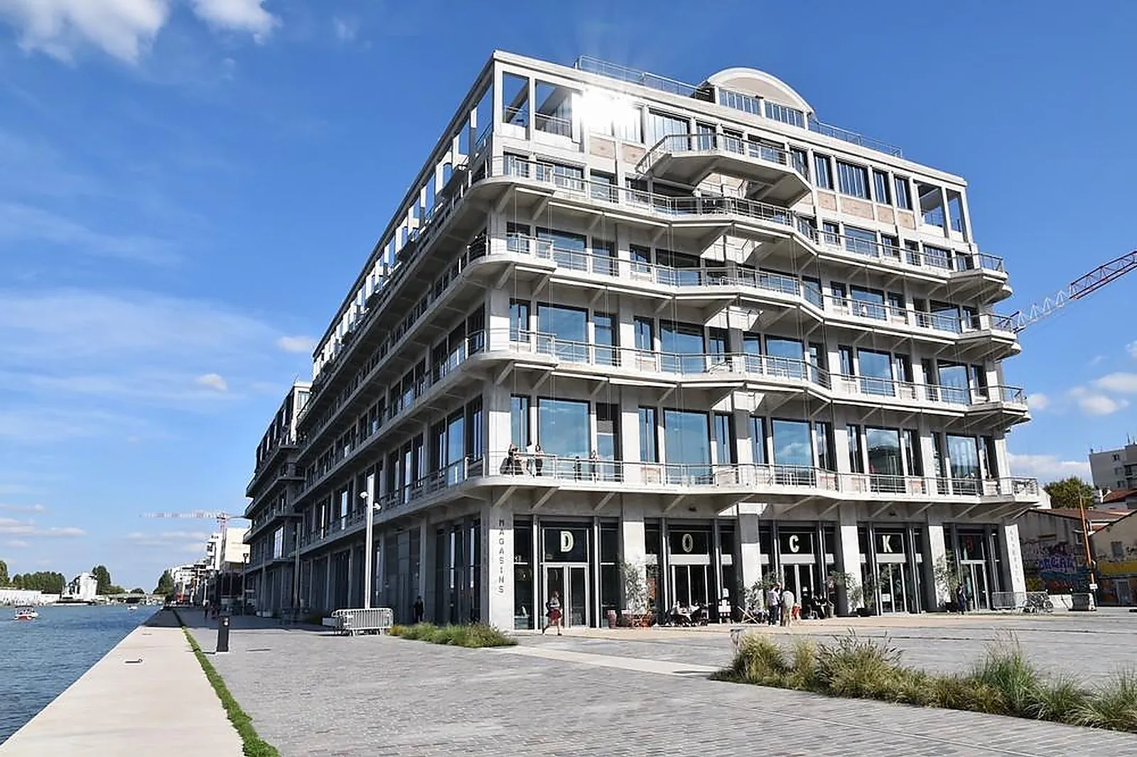 Lieux événementiels, DOCK B