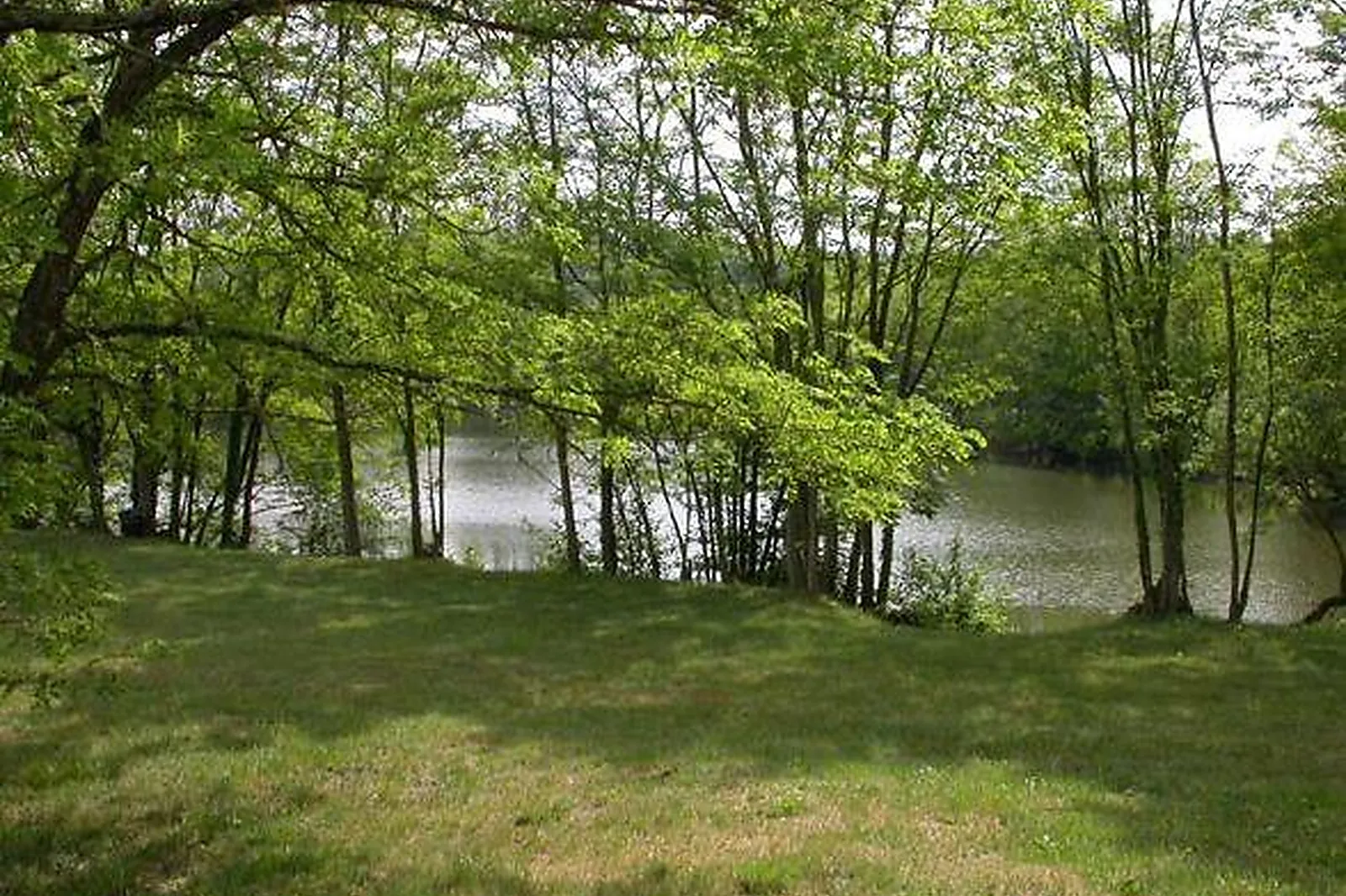 Lieux événementiels, DOMAINE DE LA GENETIÈRE