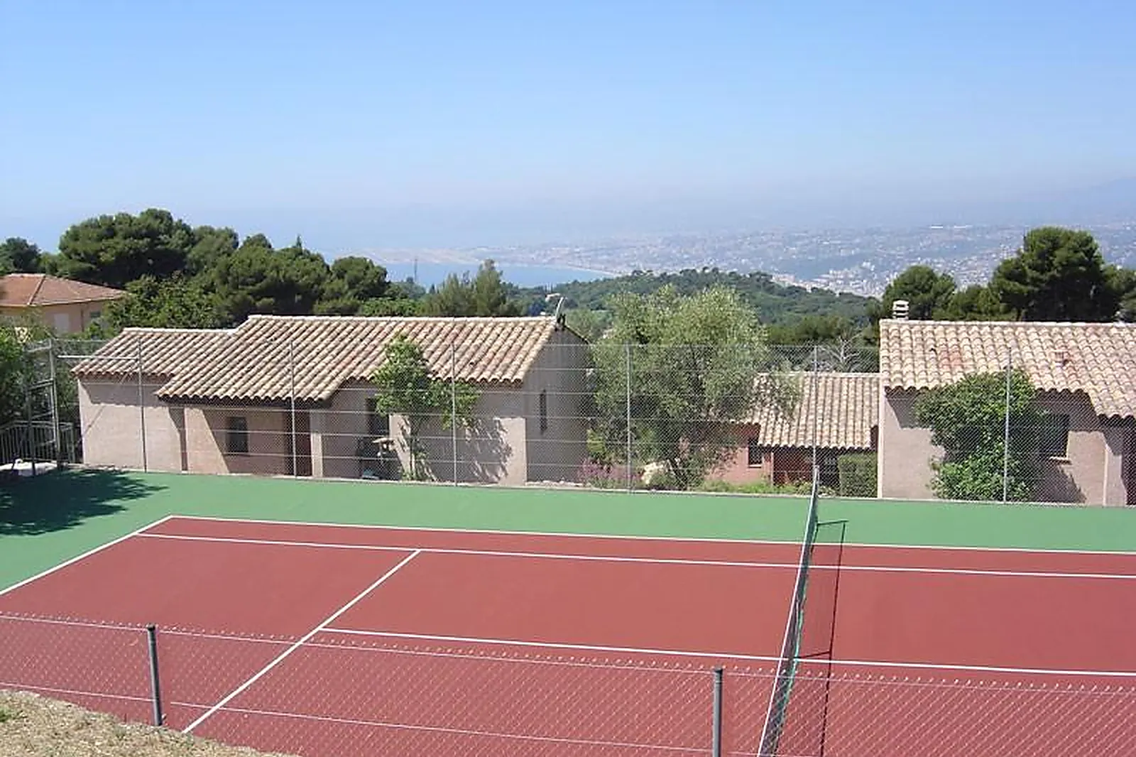 Lieux événementiels, DOMAINE DU MONT LEUZE