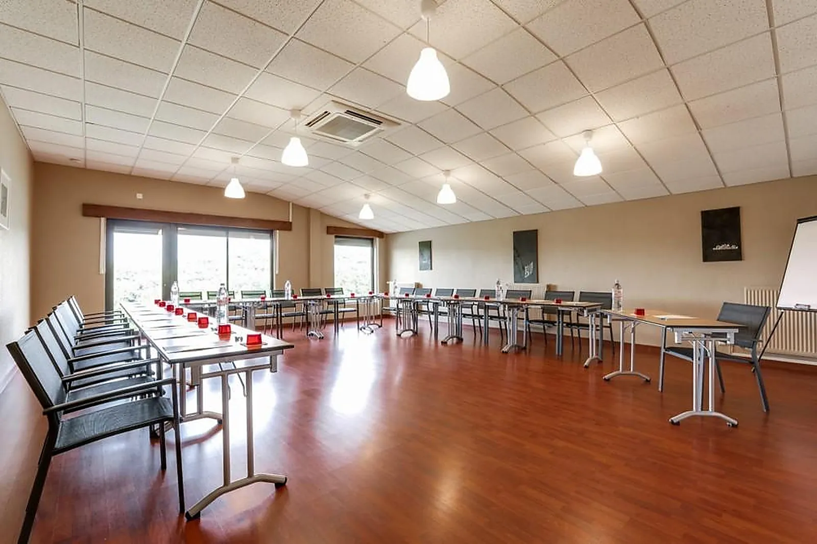 Lieux événementiels, DOMAINE GOLF ESTOLOSA