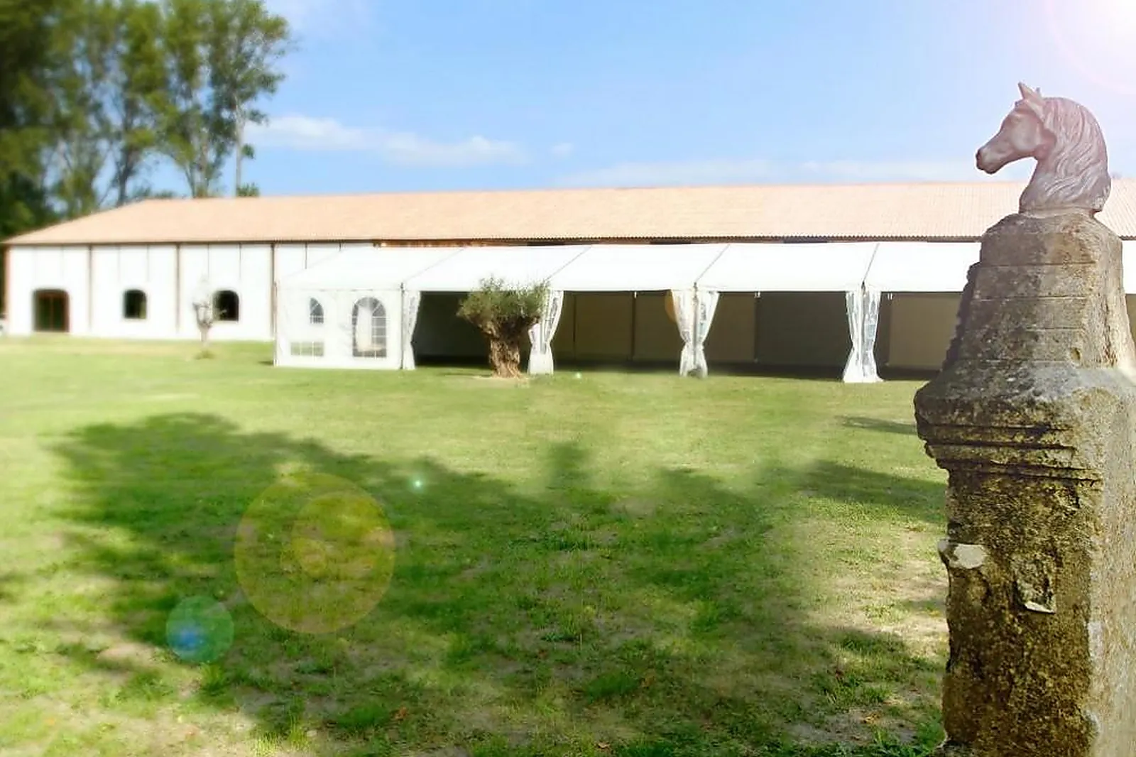 Lieux événementiels, DOMAINE HASTA LUEGO