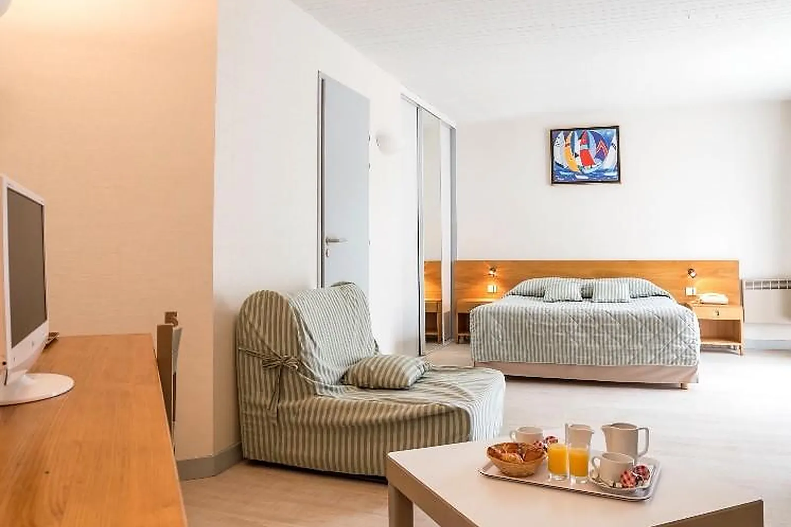 Lieux événementiels, DOMAINE HOTELIER LES GRENETTES