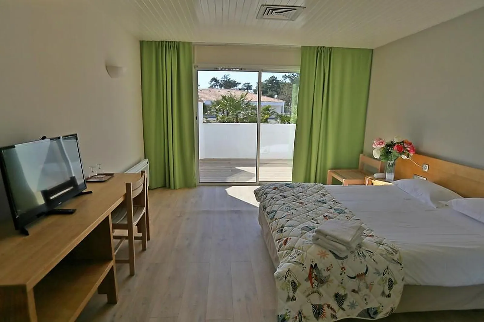 Lieux événementiels, DOMAINE HOTELIER LES GRENETTES