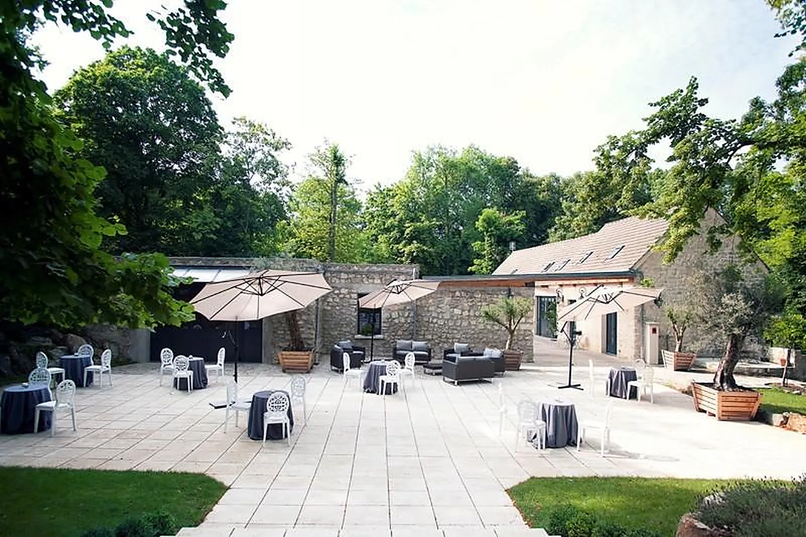 Lieux événementiels, DOMAINE LA BASTIDE