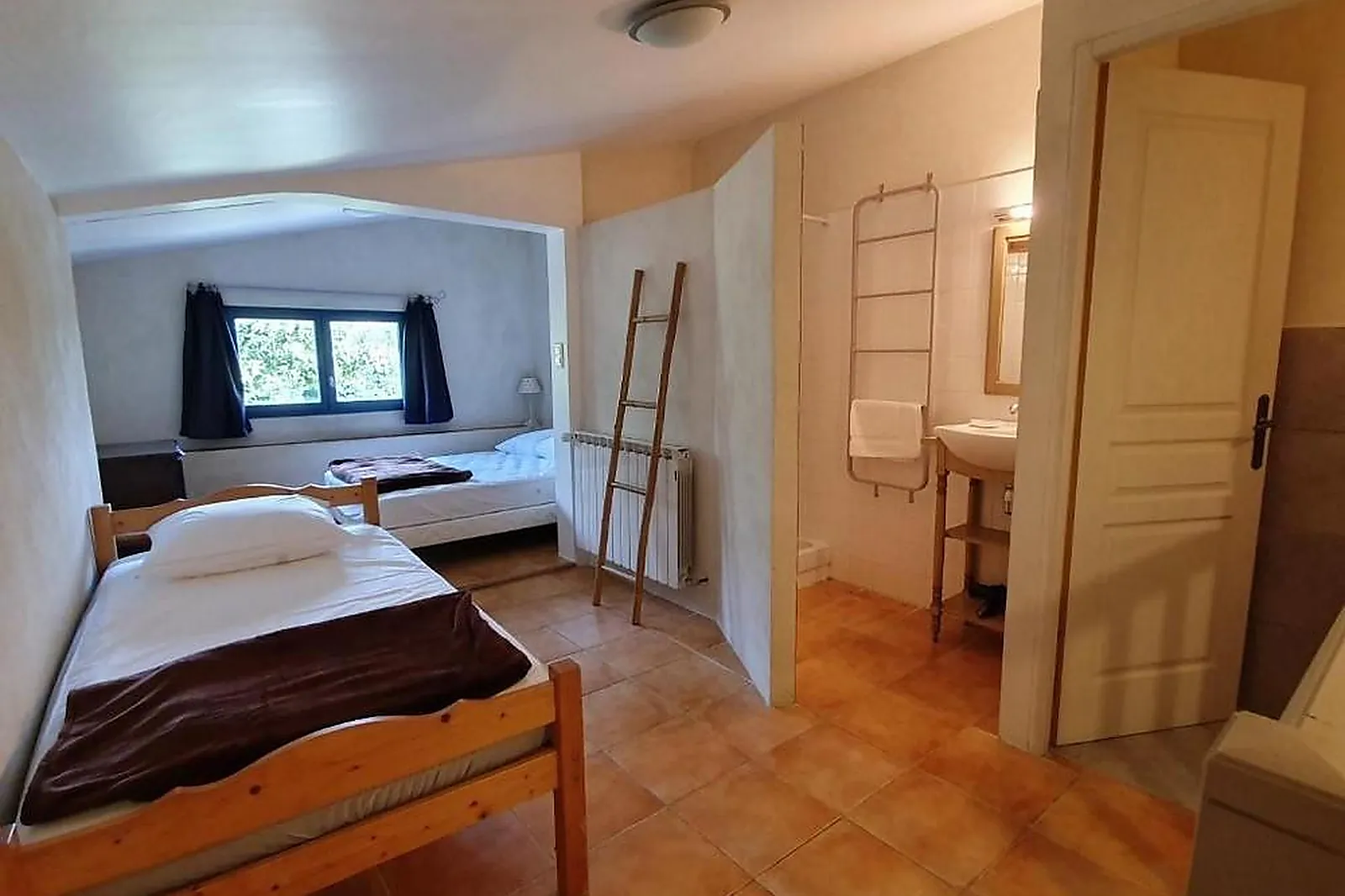 Lieux événementiels, DOMAINE LES BAYLES