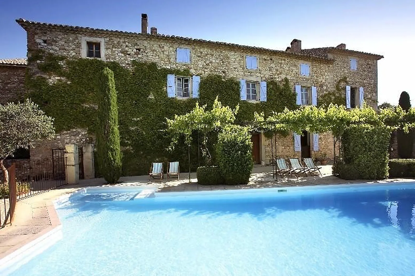 Lieux événementiels, DOMAINE LES MEJEONNES