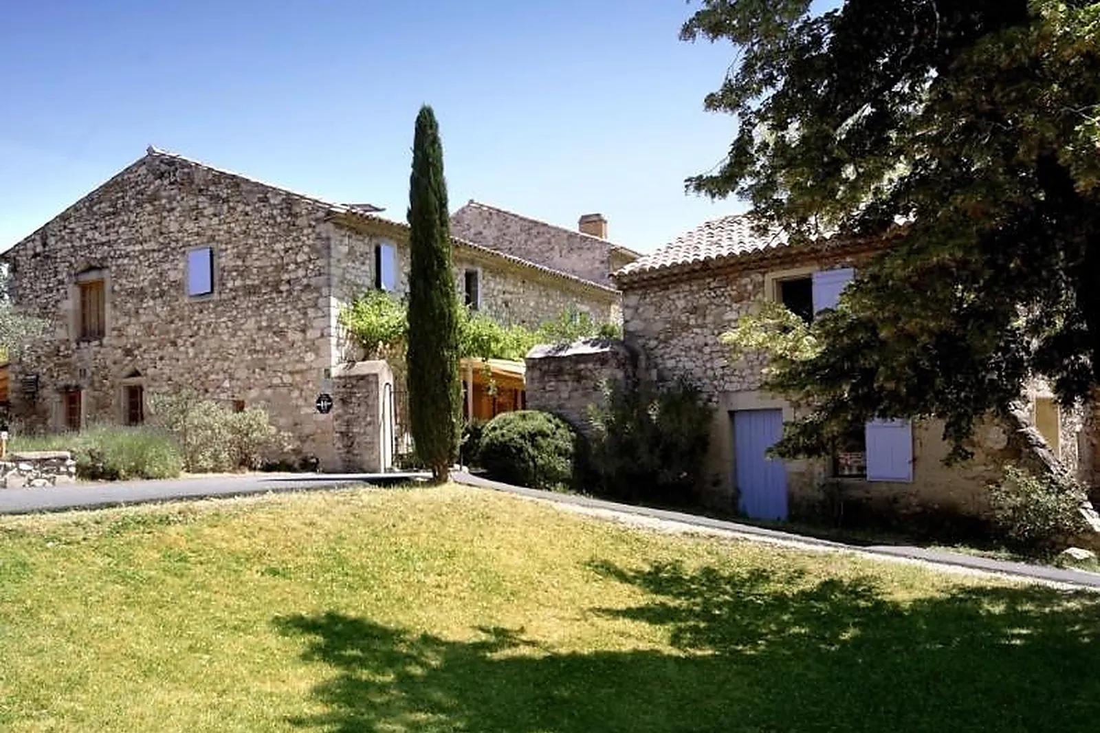 Lieux événementiels, DOMAINE LES MEJEONNES