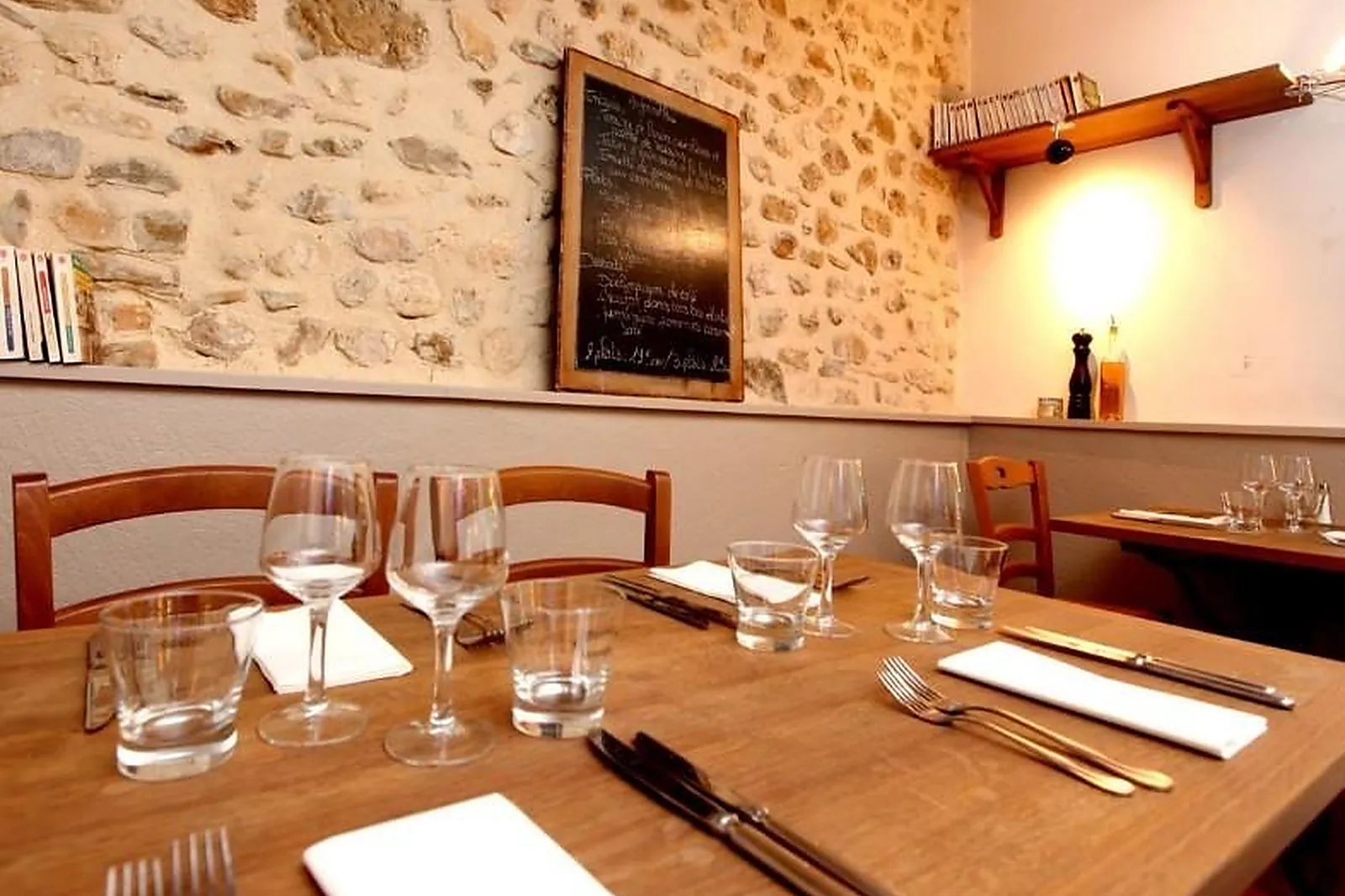 Lieux événementiels, DOMAINE LES MEJEONNES